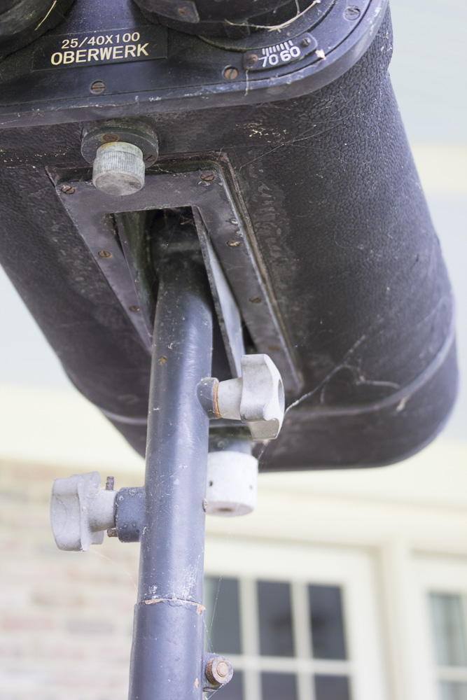 Oberwerk 25/40x100 Long-Range Observation Binoculars with Tripod and Case