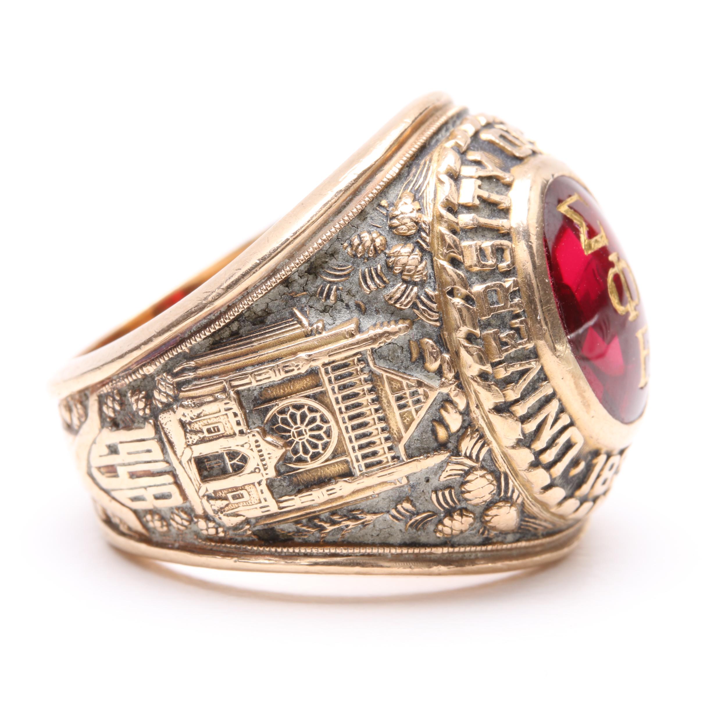 10K Yellow Gold Synthetic Ruby University of Richmond Class Ring