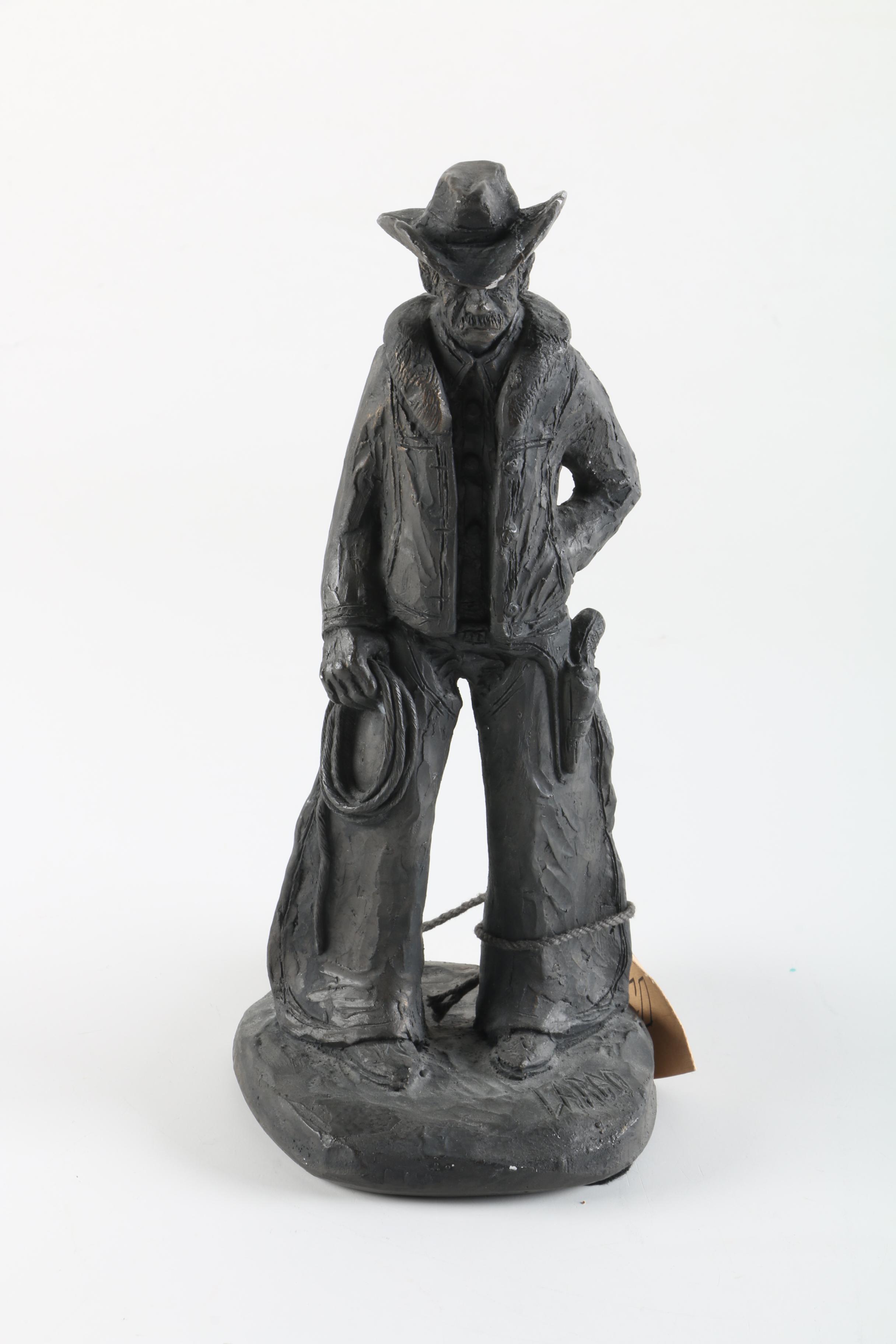 Largo Ceramic Sculpture "Buck"