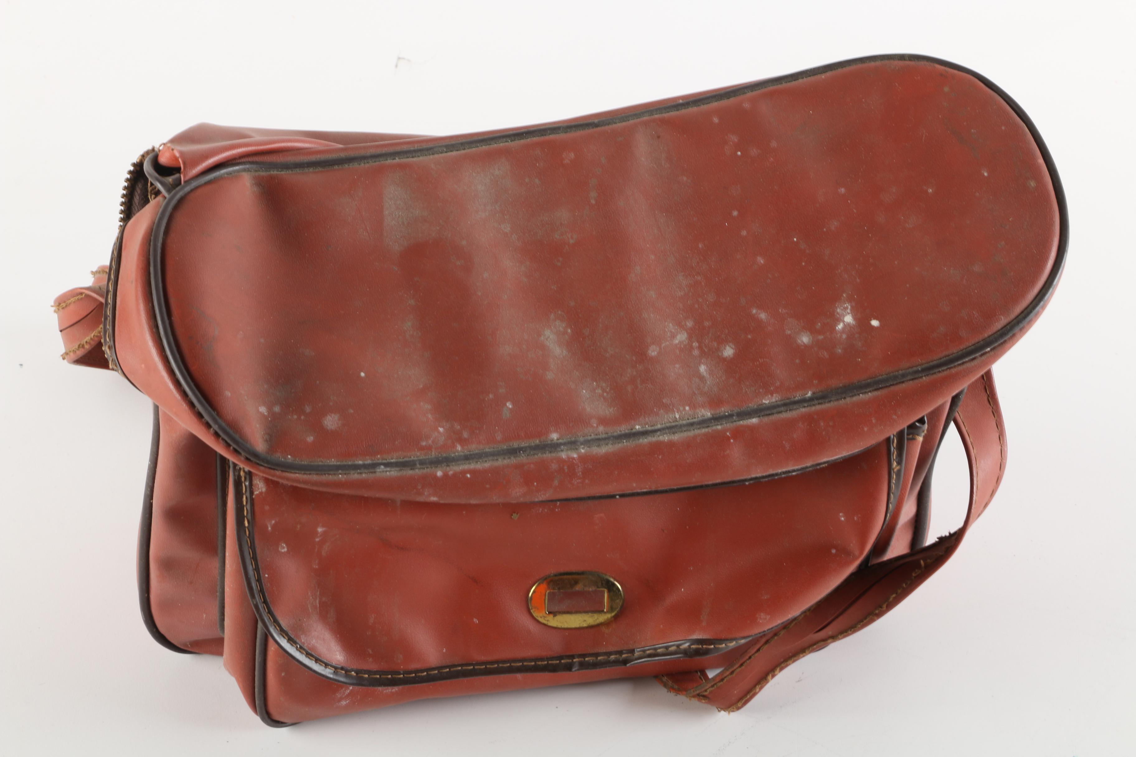 Mid 20th Century Ansco Readyflash and Elgin Miniature Bakelite Camera