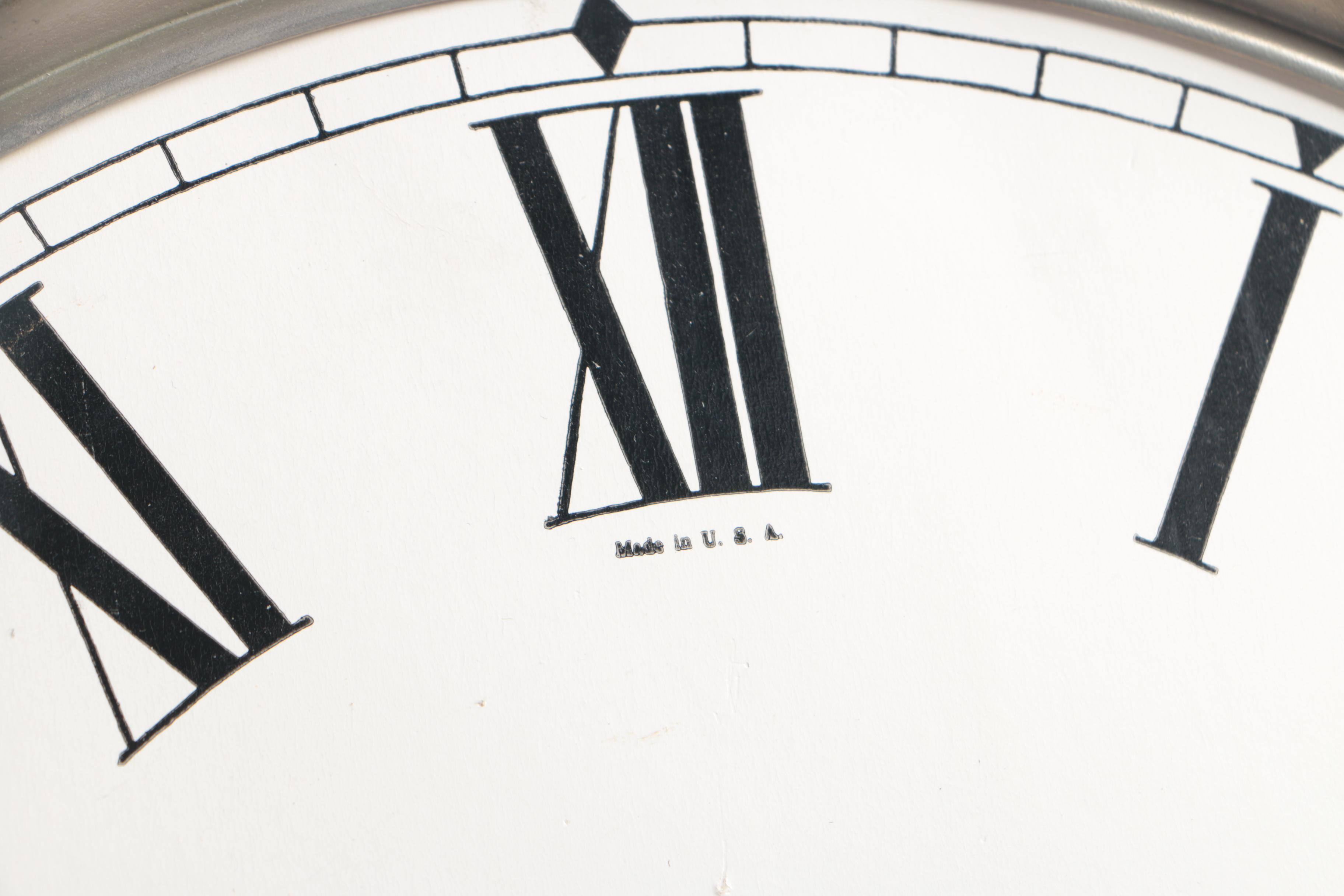 Circa 1920 Seth Thomas Oak Gallery Style Wall Clock