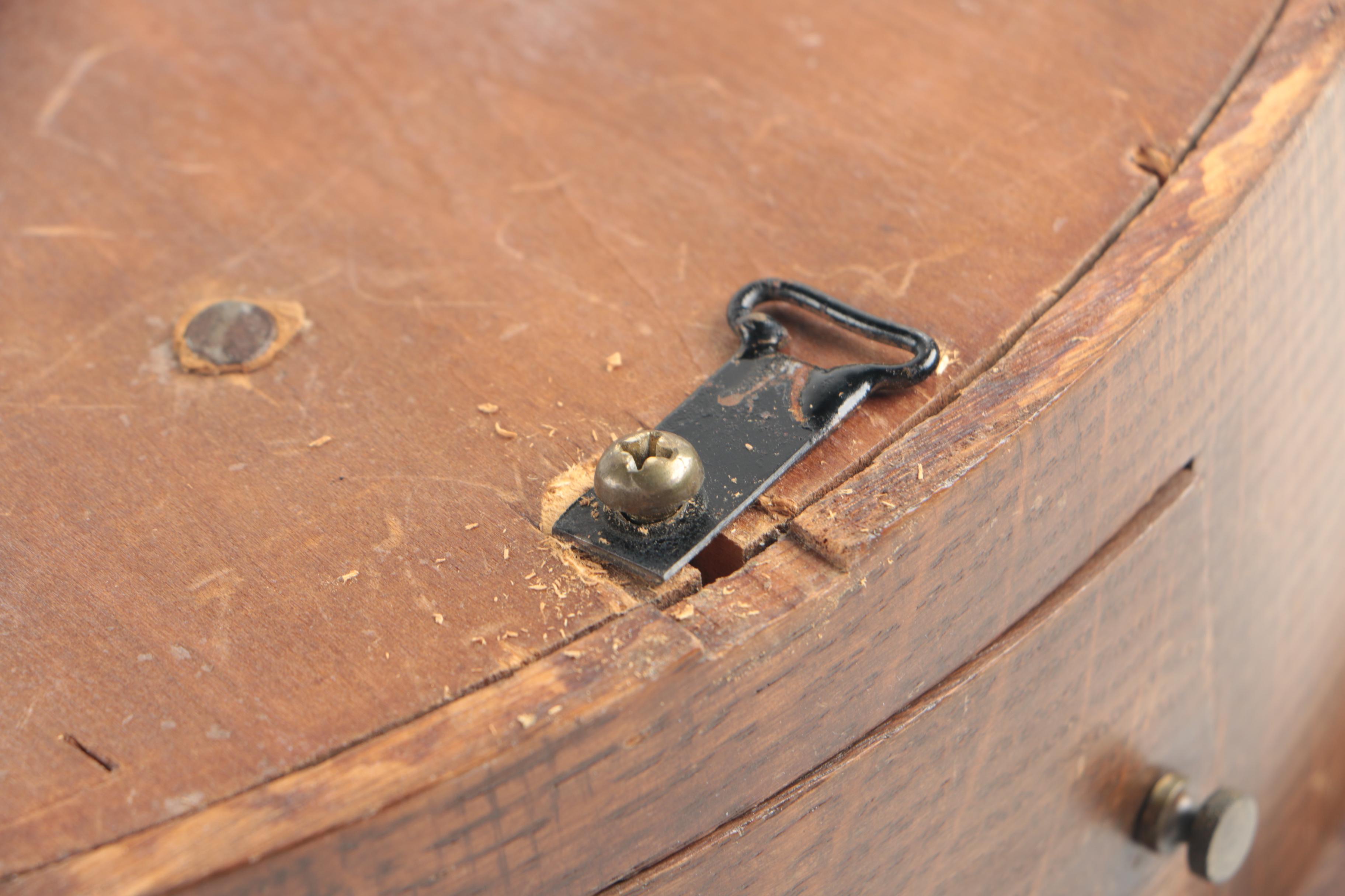 Circa 1920 Seth Thomas Oak Gallery Style Wall Clock