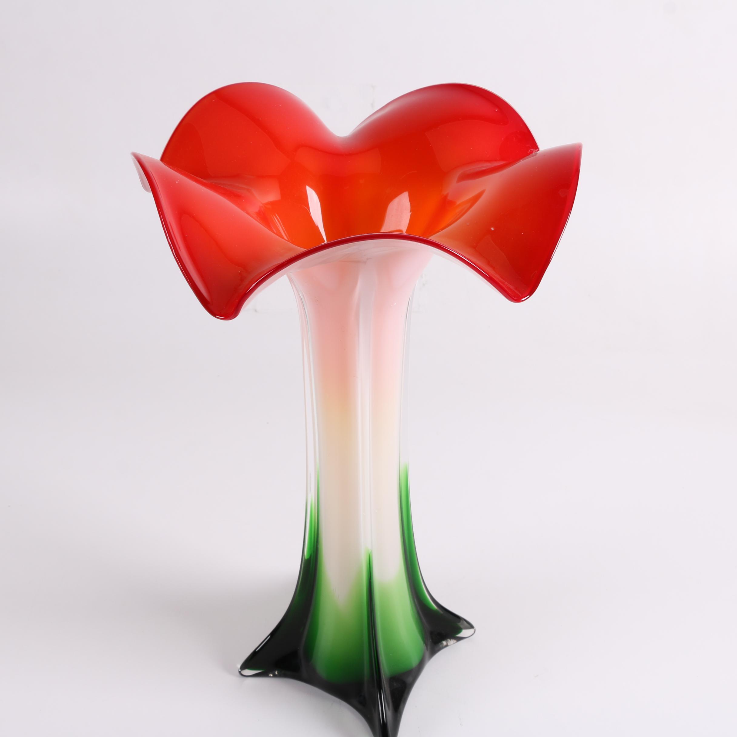 Lily Shaped Art Glass Vase