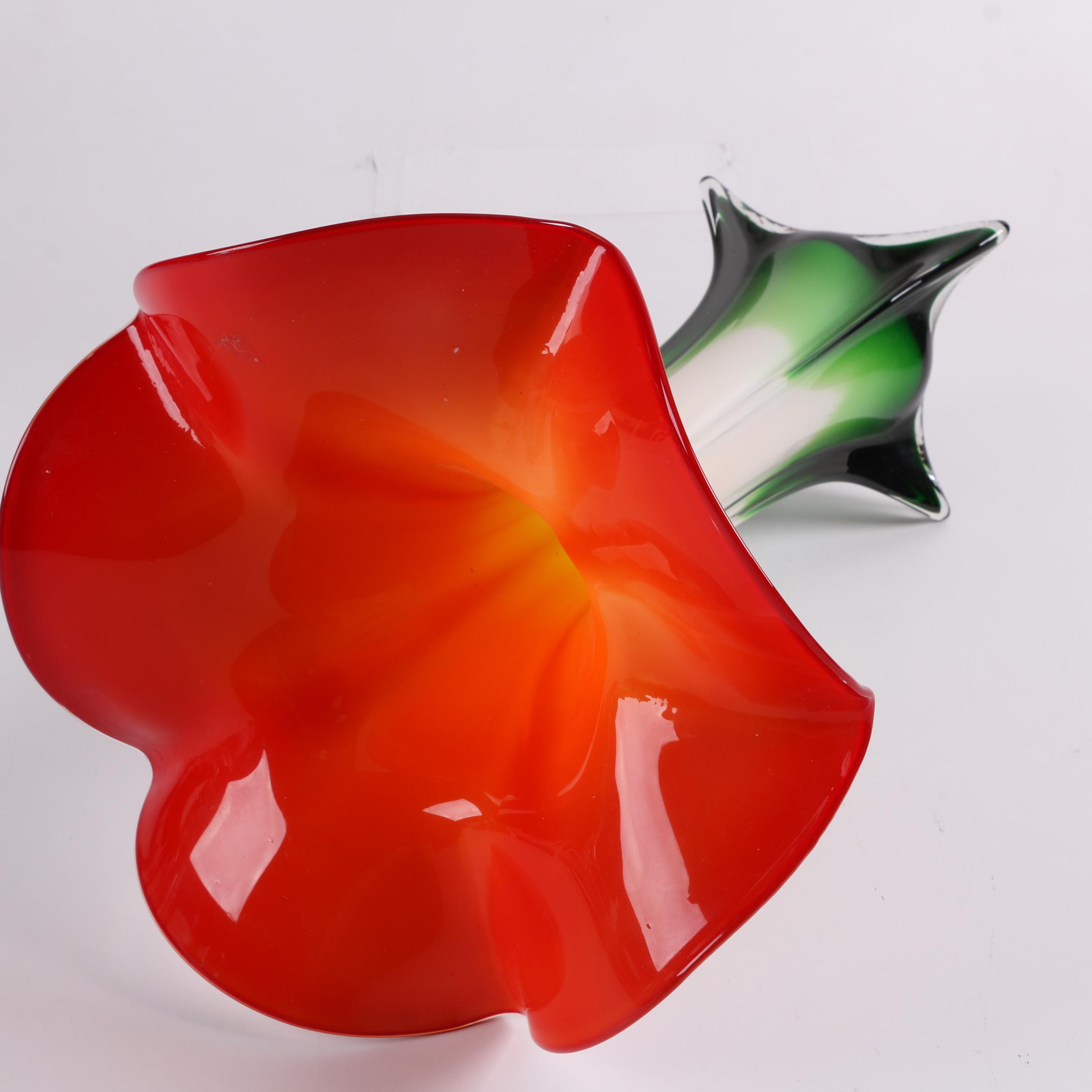 Lily Shaped Art Glass Vase