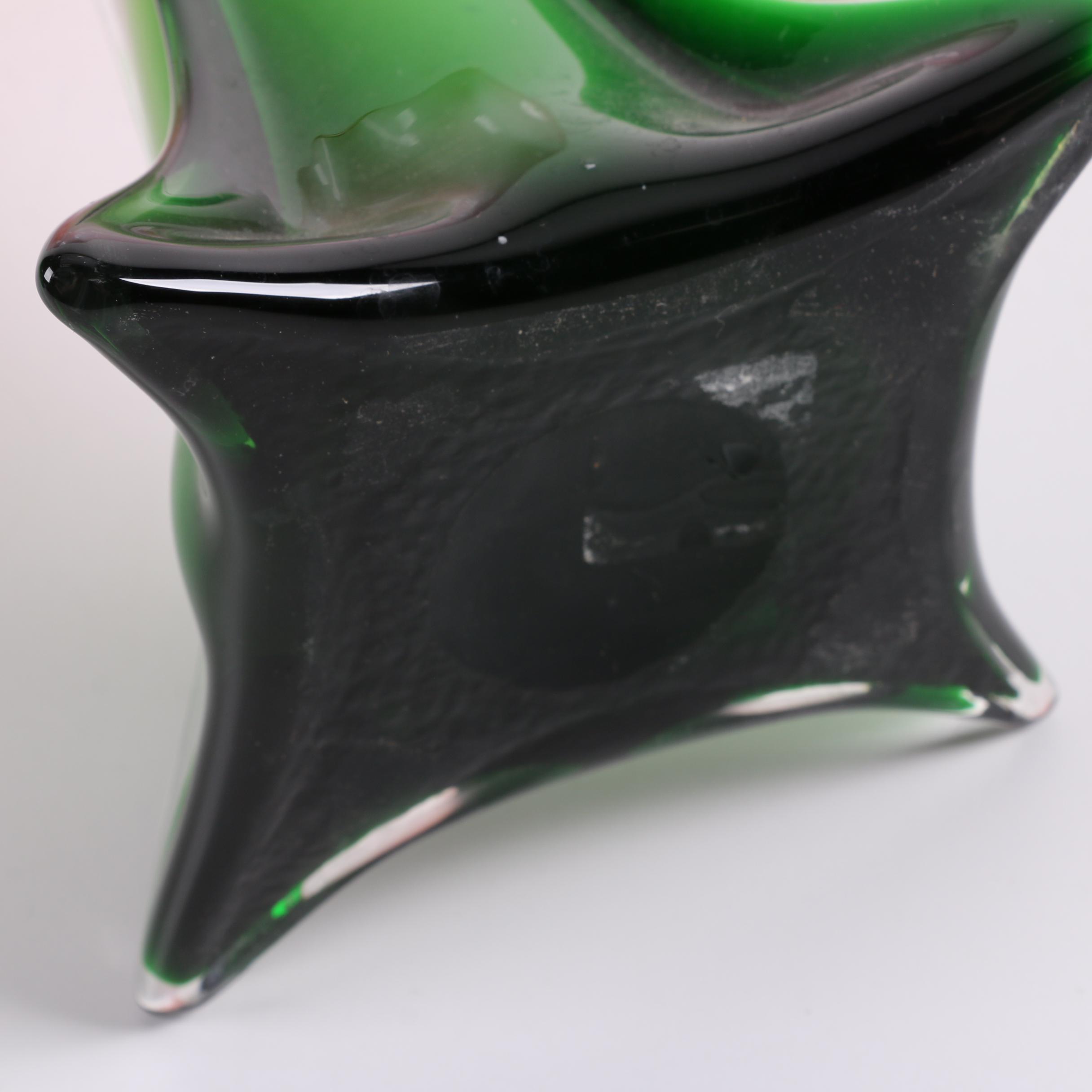 Lily Shaped Art Glass Vase