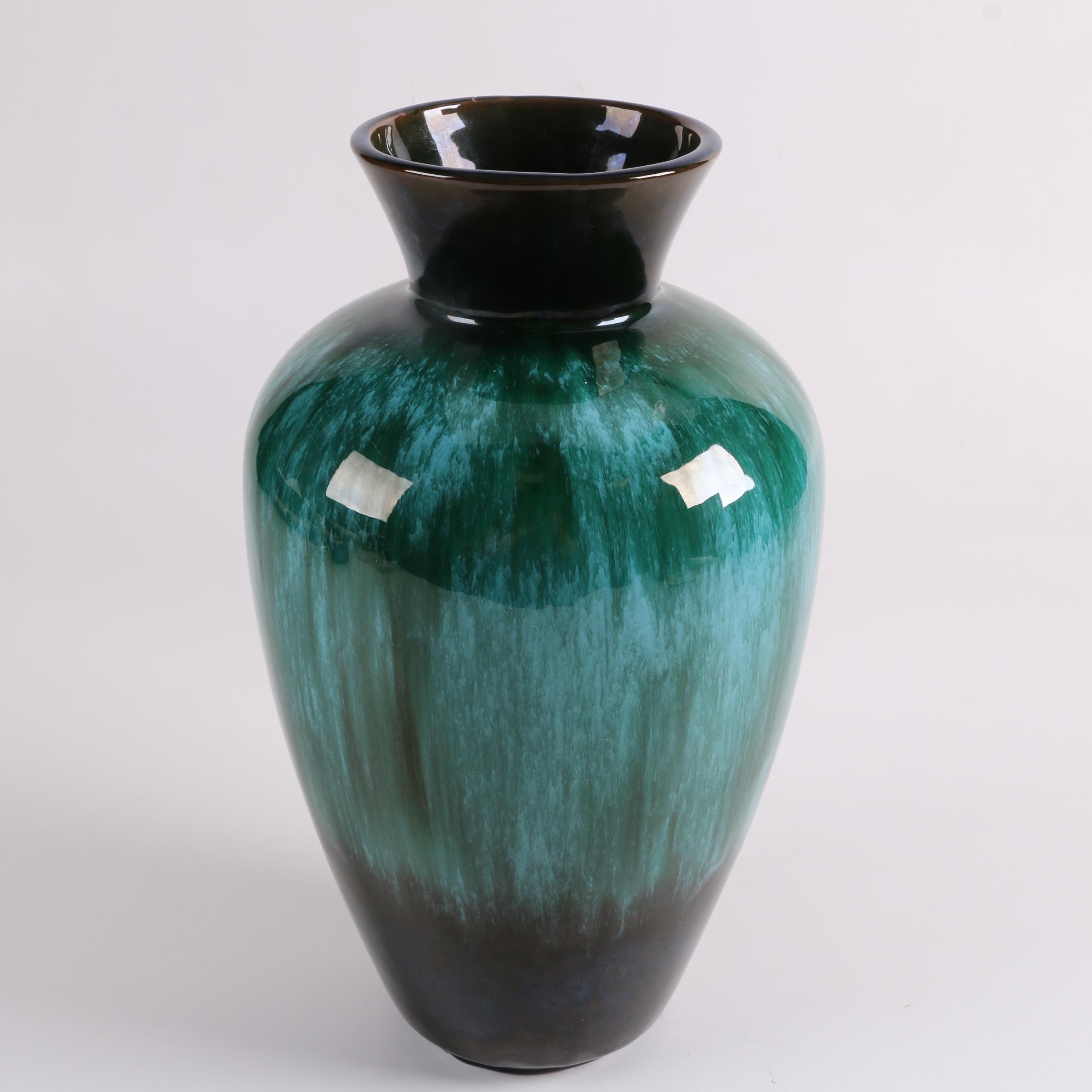 Vintage Blue Mountain Pottery "Apollo Series" Ceramic Vase