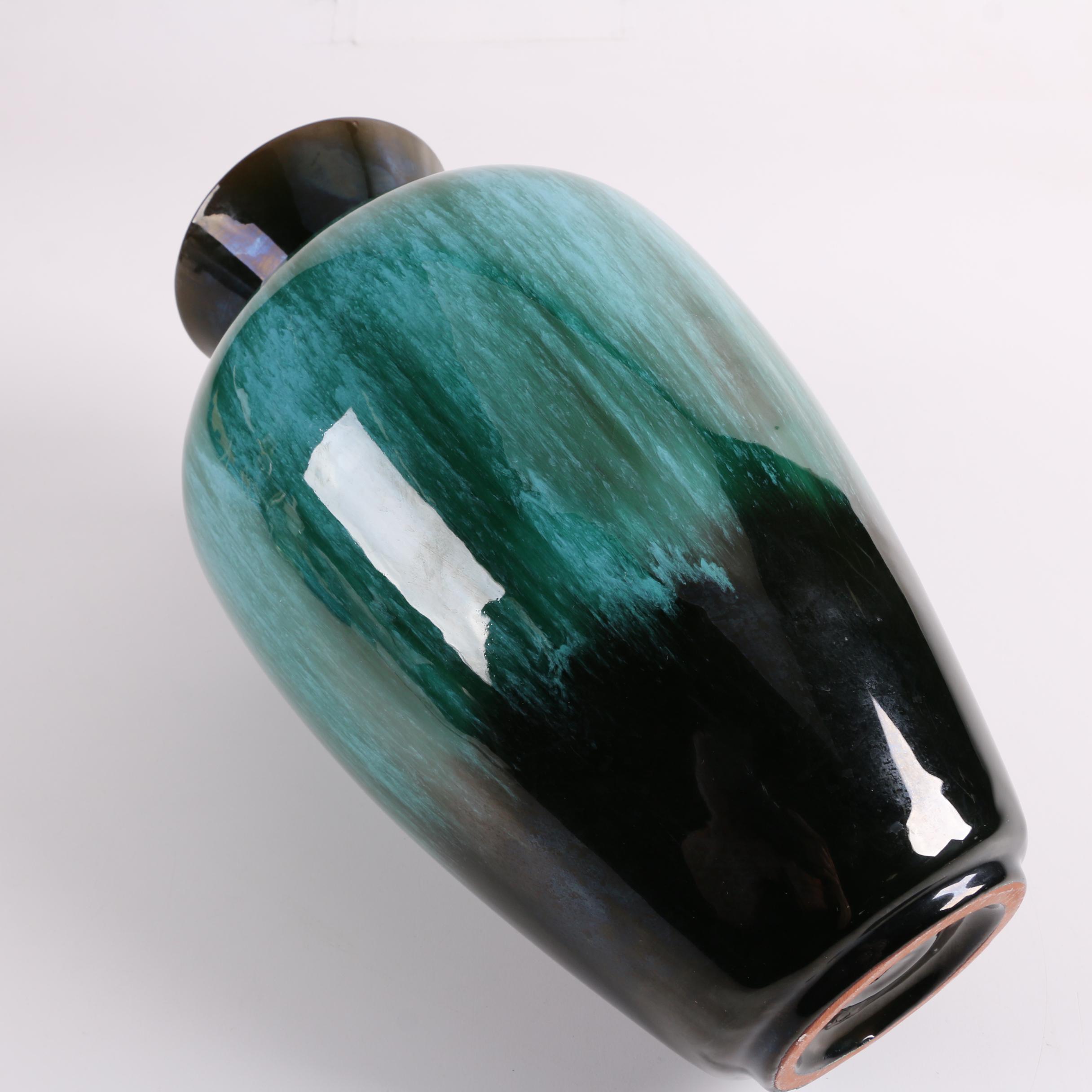 Vintage Blue Mountain Pottery "Apollo Series" Ceramic Vase