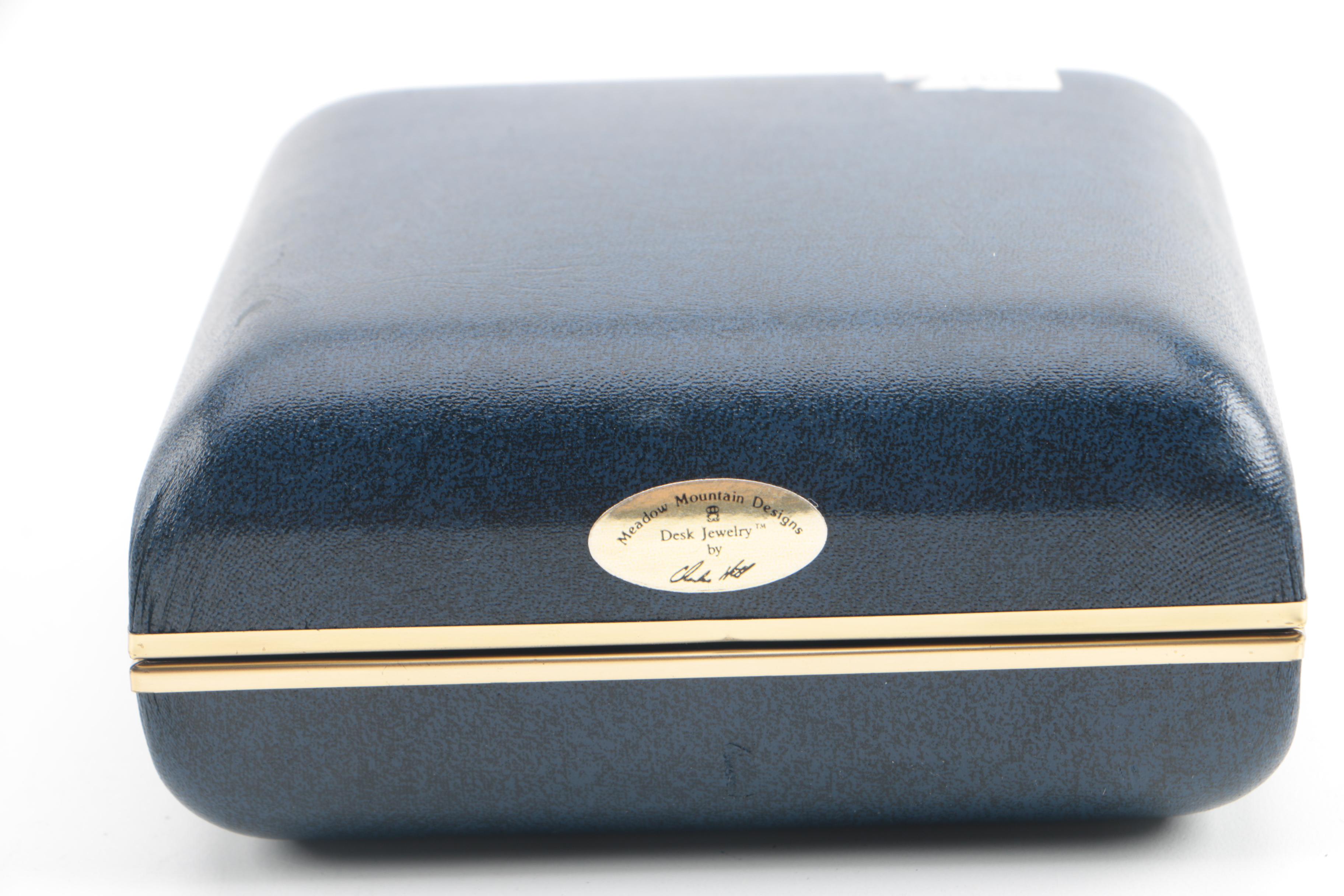 Vintage Limited Edition Meadow Mountain Designs Bald Eagle Paperweight