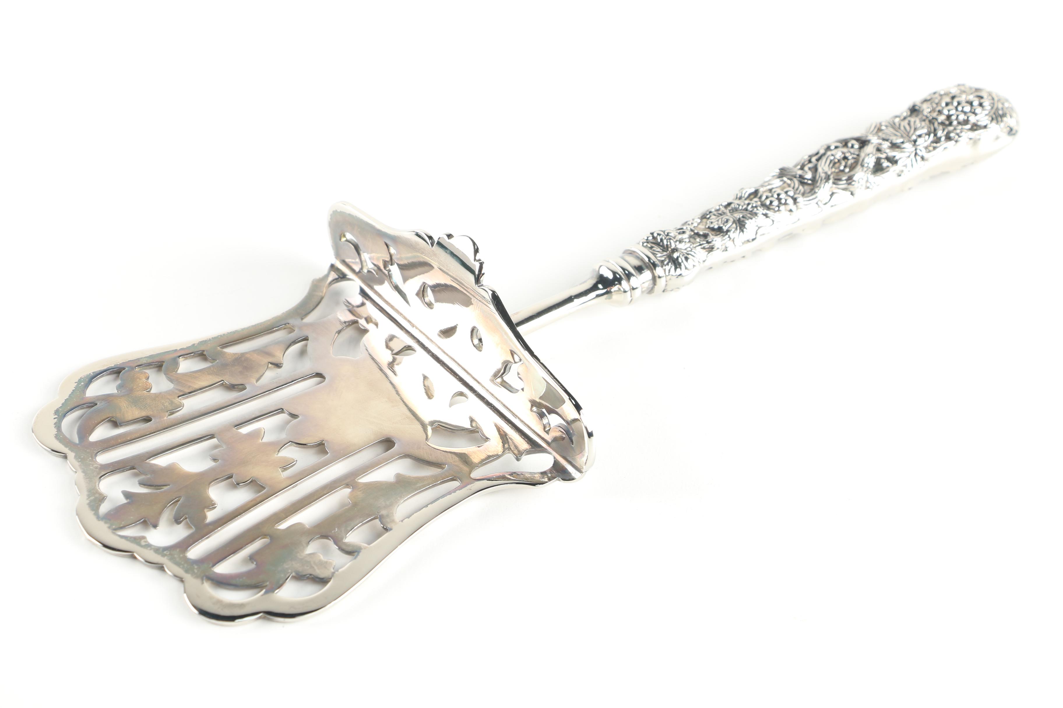 Godinger Silver Art Co. "Vineyard" Silver Plate Pastry Fork with Case