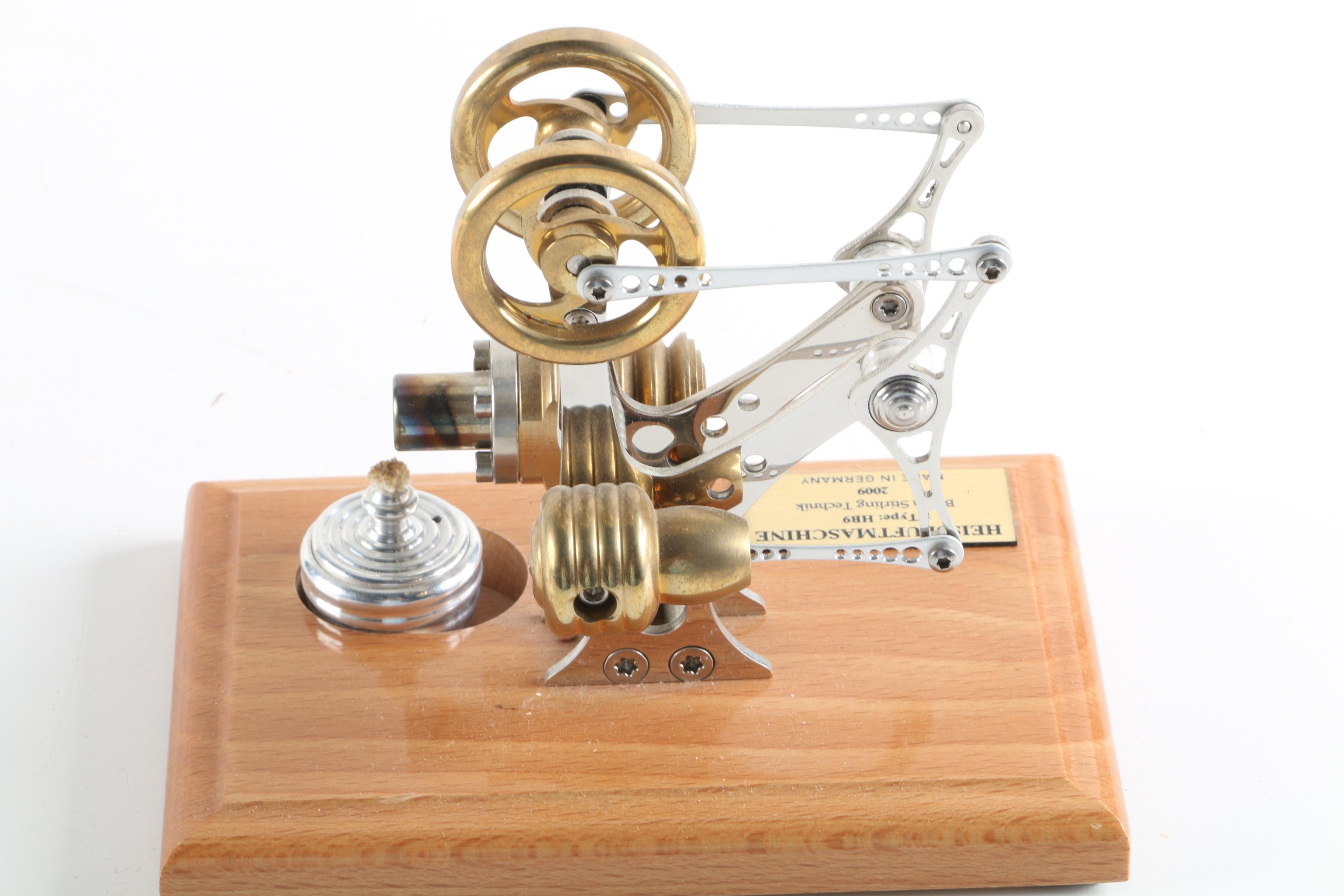 Böhm Stirling Ford Model T Car and HB9 Engine Model