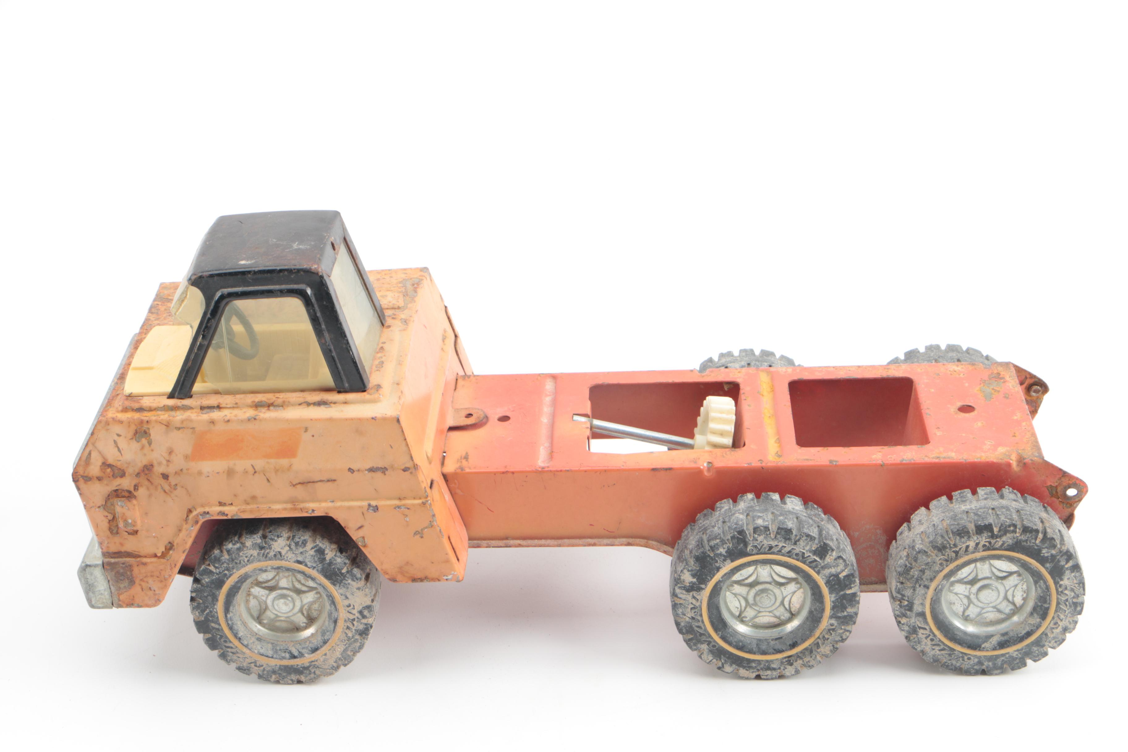 Vintage Pressed Steel Construction Equipment and Cannon Including Nylint