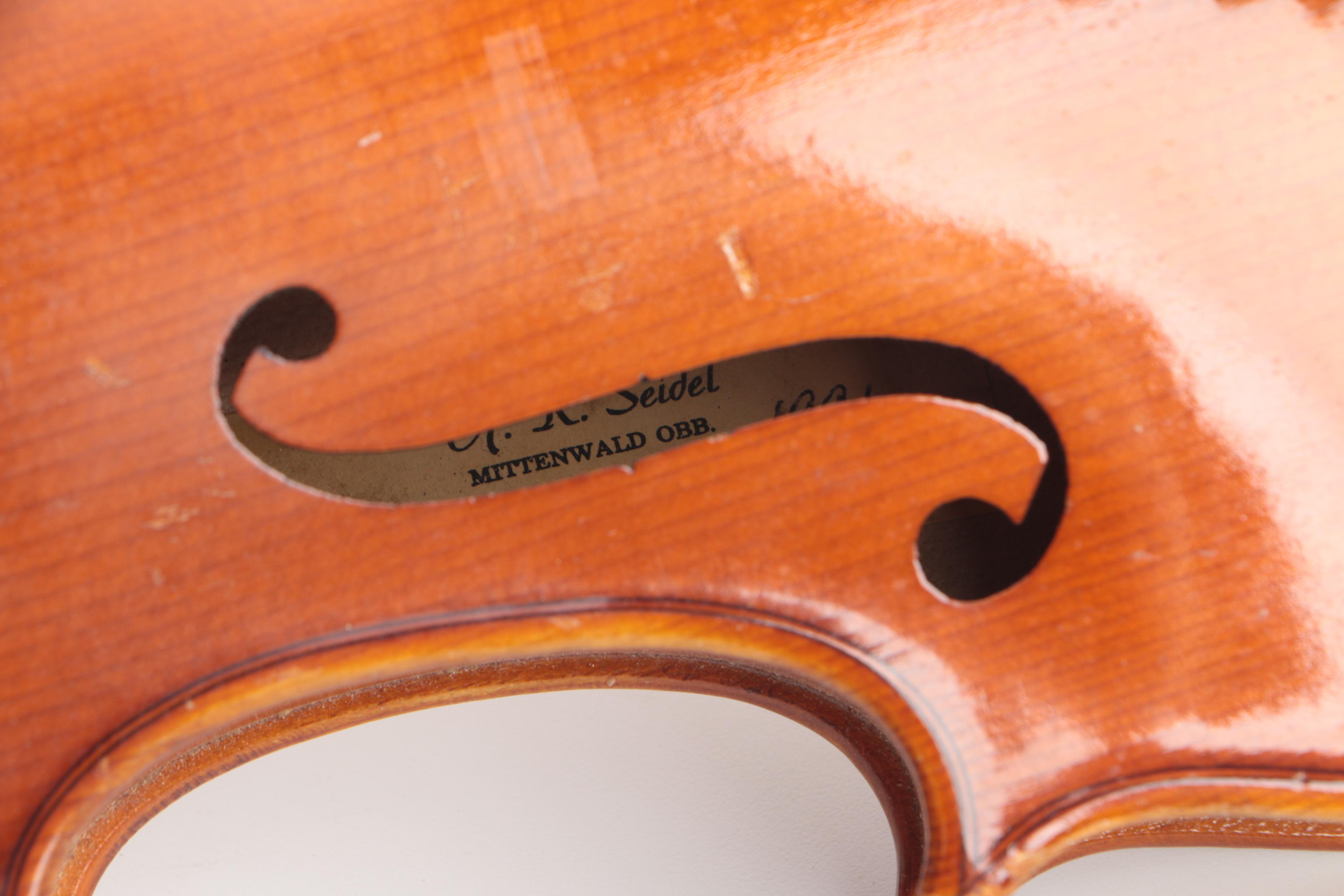 1991 A.R. Seidel Stradivarius Copy 4/4 Violin with Case and Glasser Bow