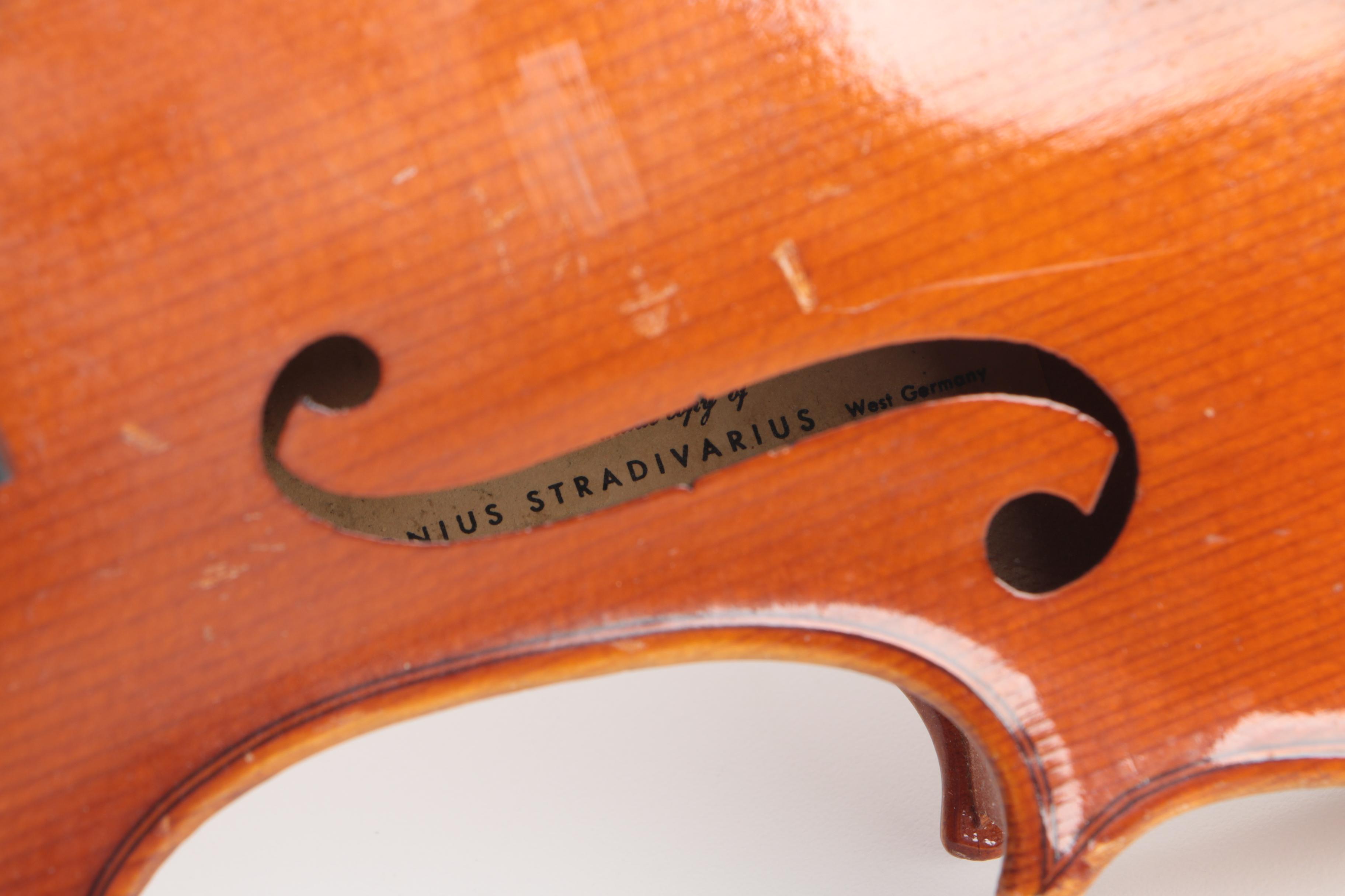 1991 A.R. Seidel Stradivarius Copy 4/4 Violin with Case and Glasser Bow