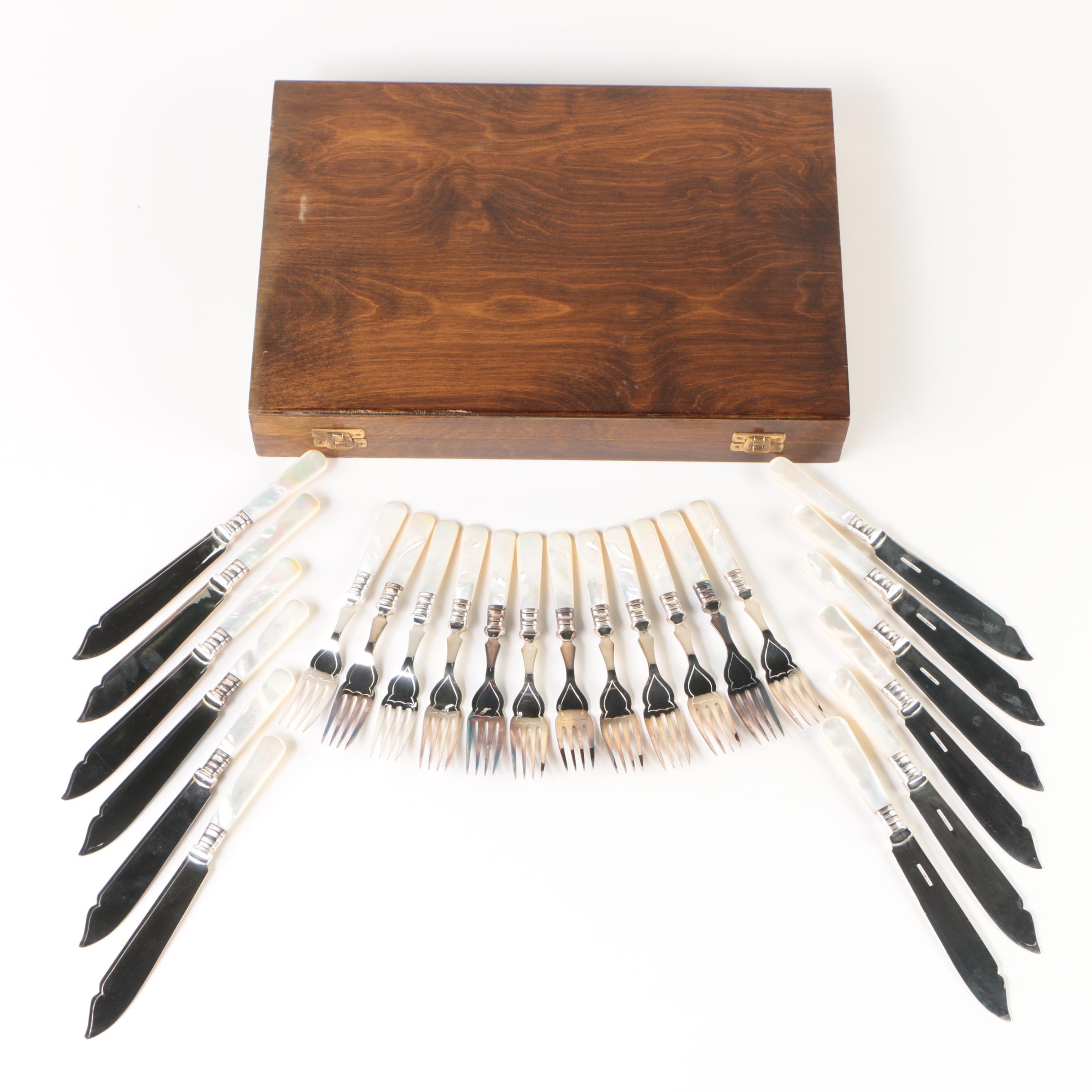 Beacon Mother of Pearl and Silver Plate Fish Fork and Knife Set with Wooden Case