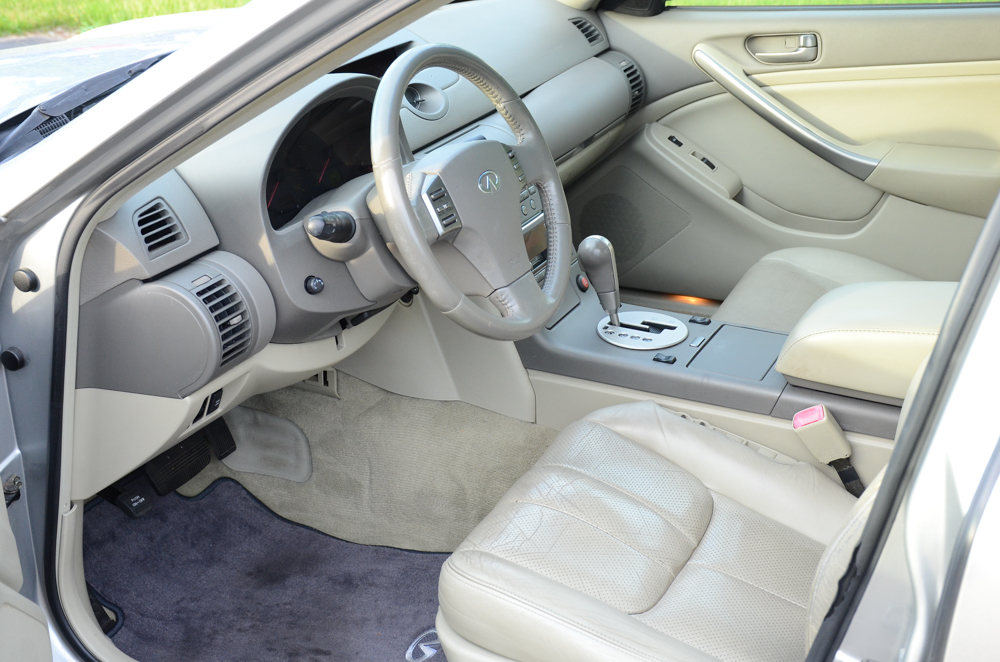 2004 Silver Infiniti G35 AWD Sedan