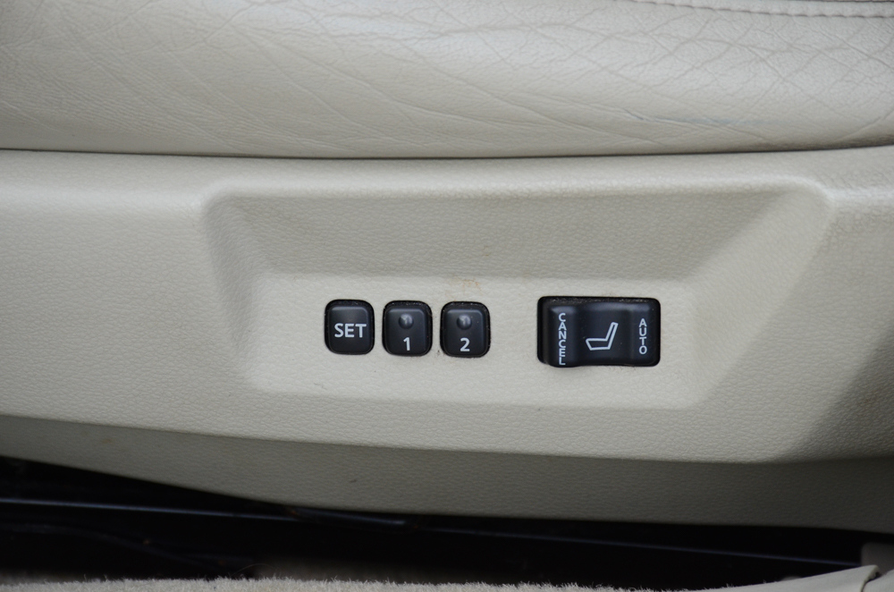 2004 Silver Infiniti G35 AWD Sedan