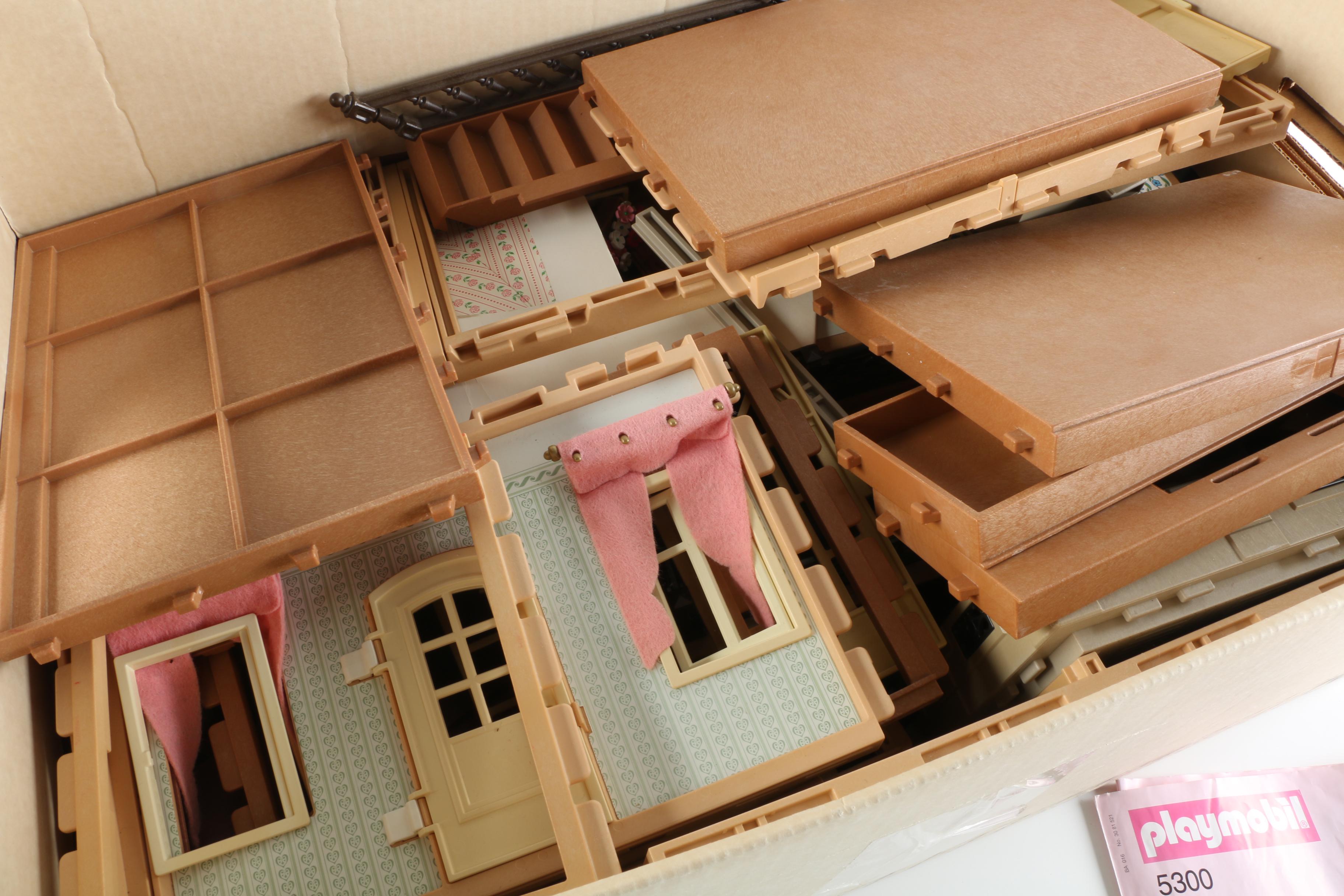 Playmobil "Large Victorian Dollhouse" Playset with Accessories