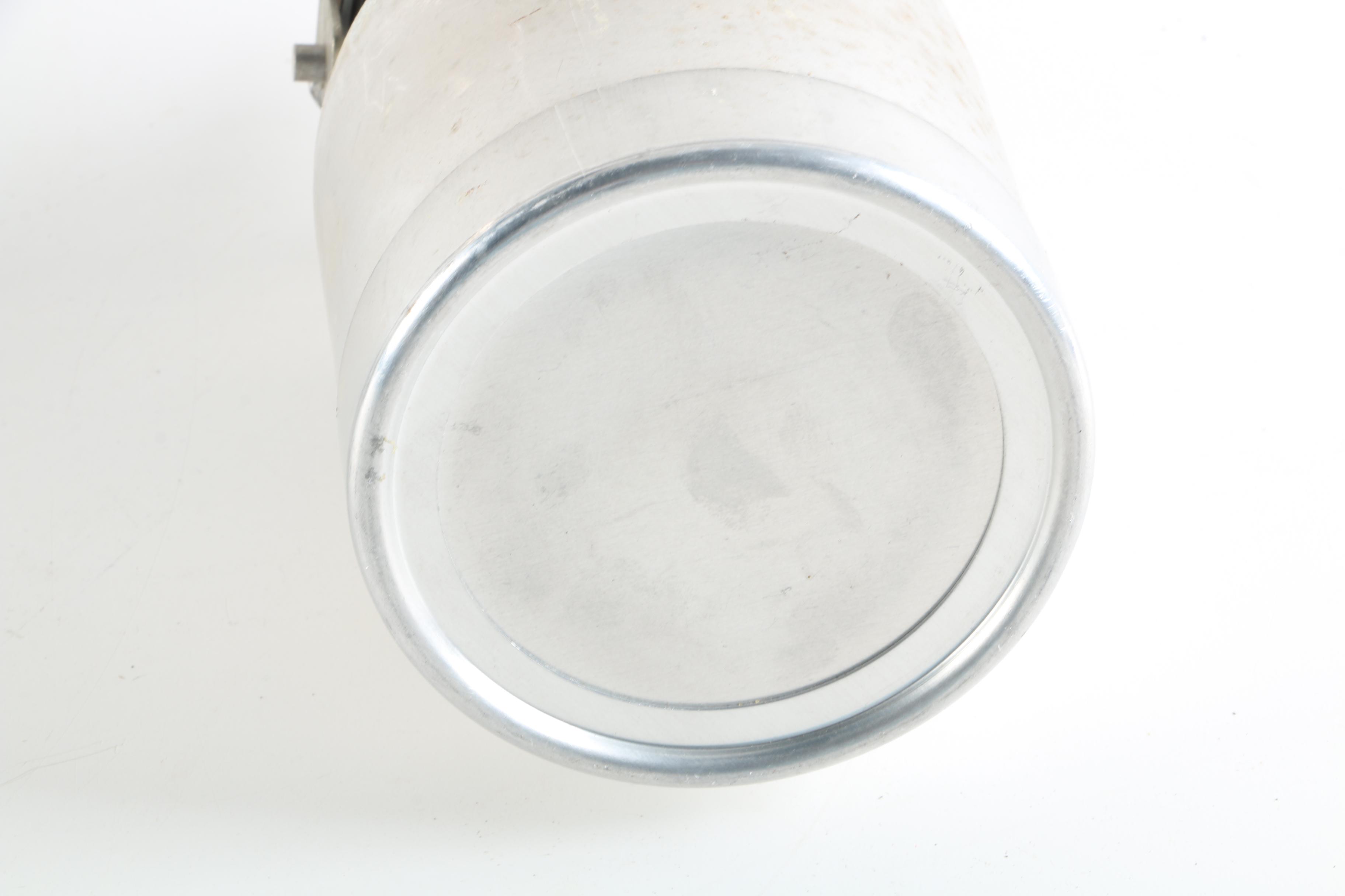 Binks Model 62 Spray Gun with Sharpe Pressure Pot