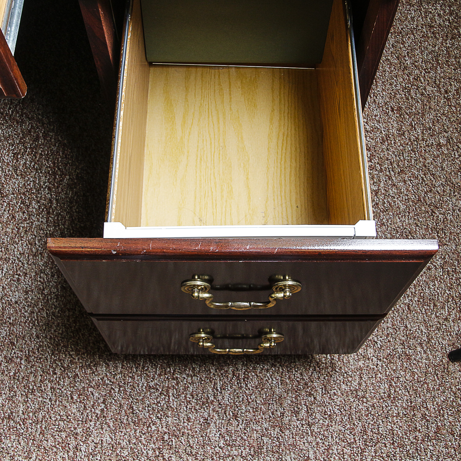 L-Shaped Desk Unit with Privacy Panel Top