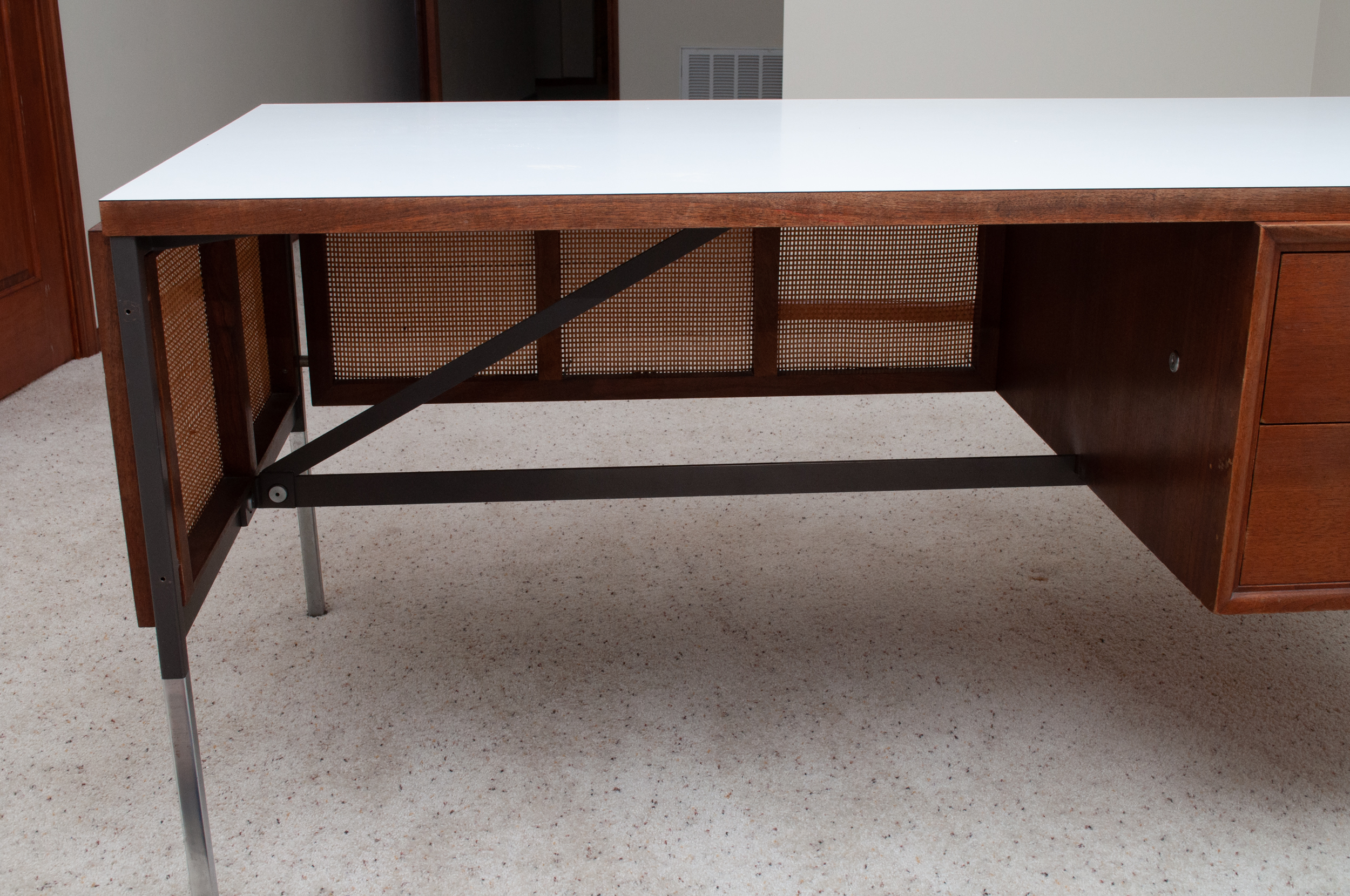 Mid Century Modern Office Desk by Domore