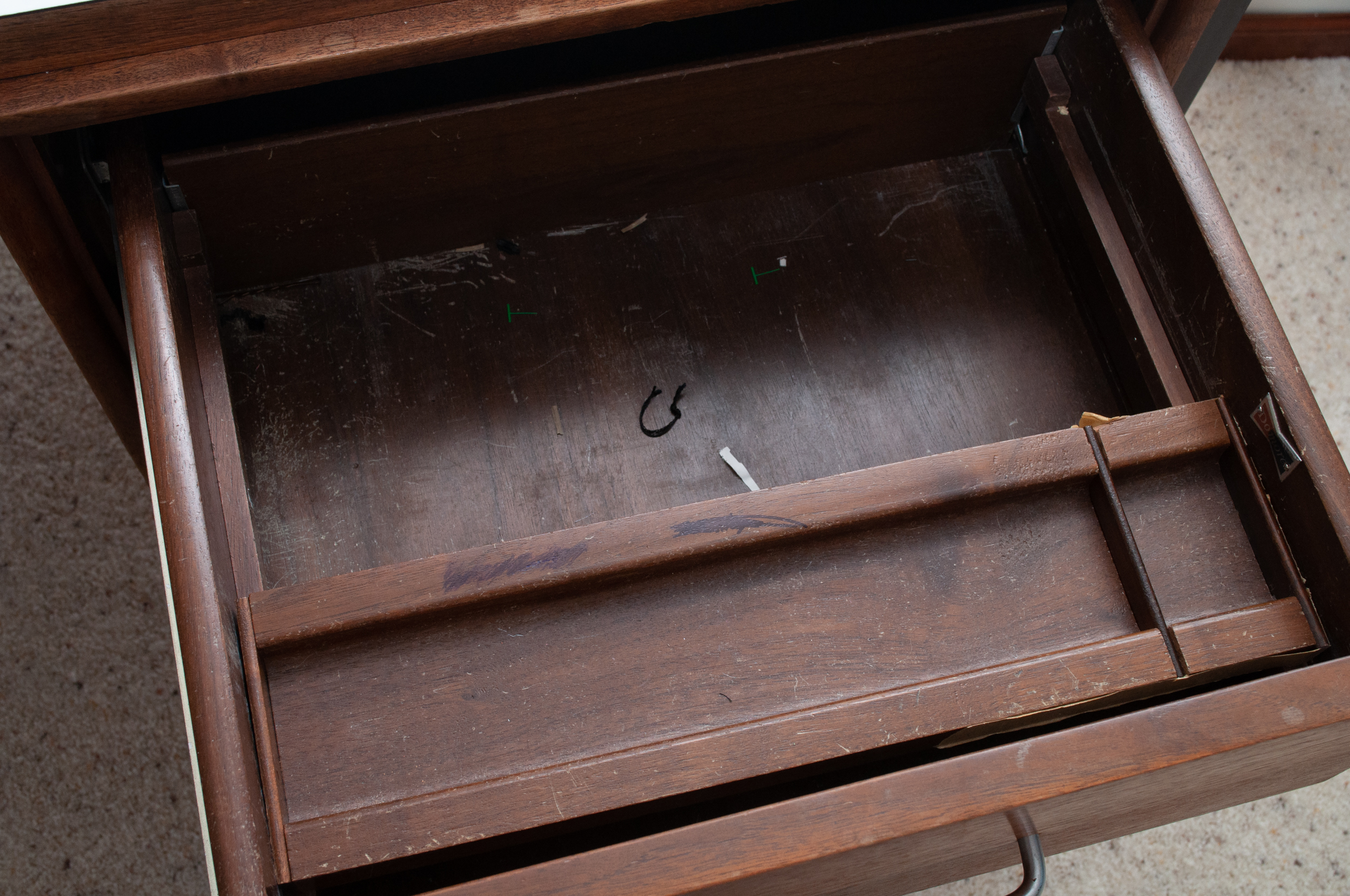 Mid Century Modern Office Desk by Domore