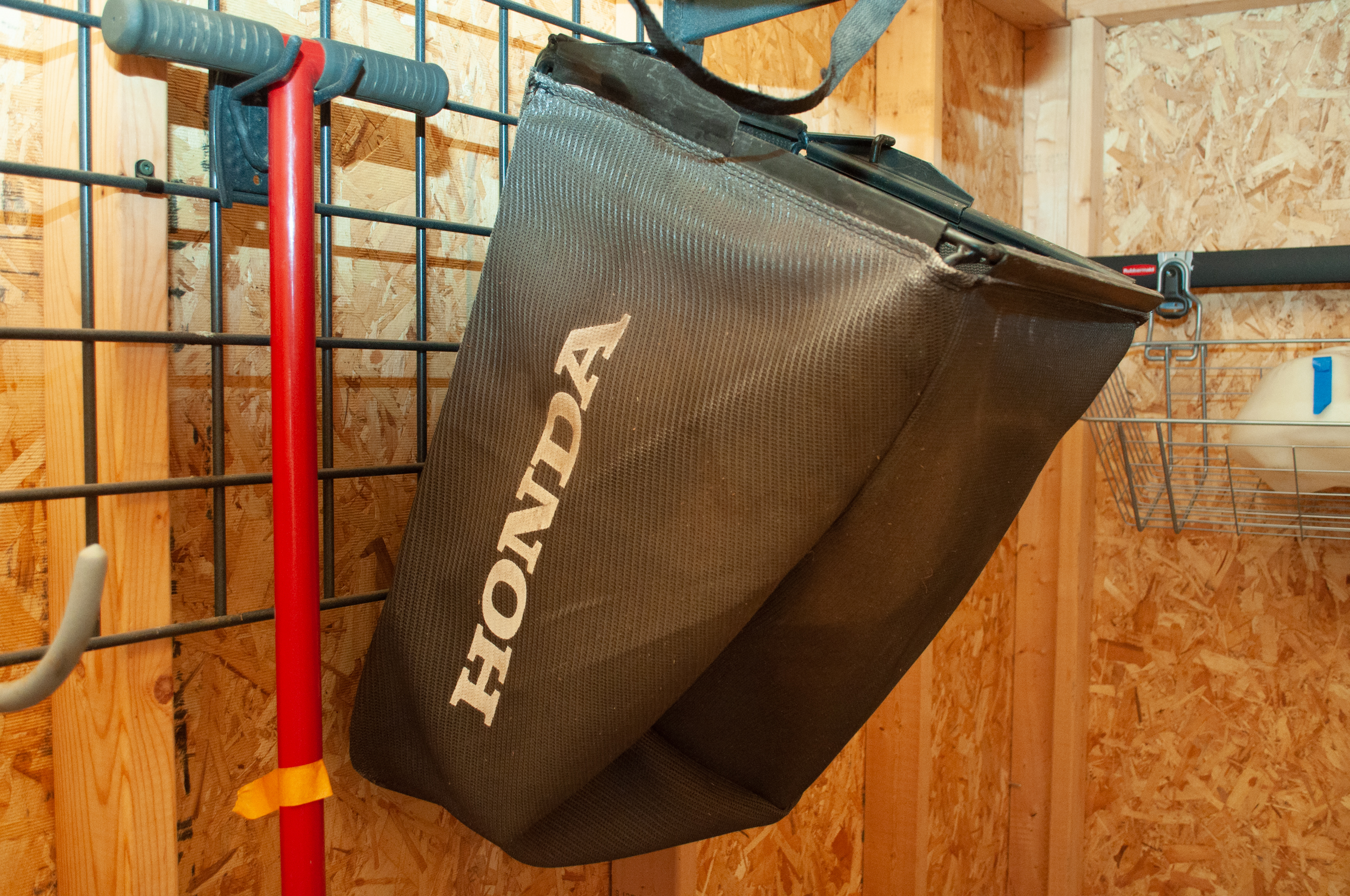 Honda Easy Start Push Mower with Leaf Attachment Bag