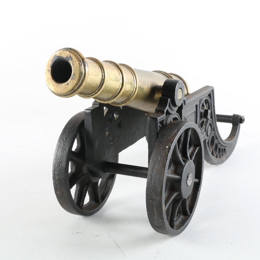 Cast Iron and Brass Civil War Cannon Reproduction