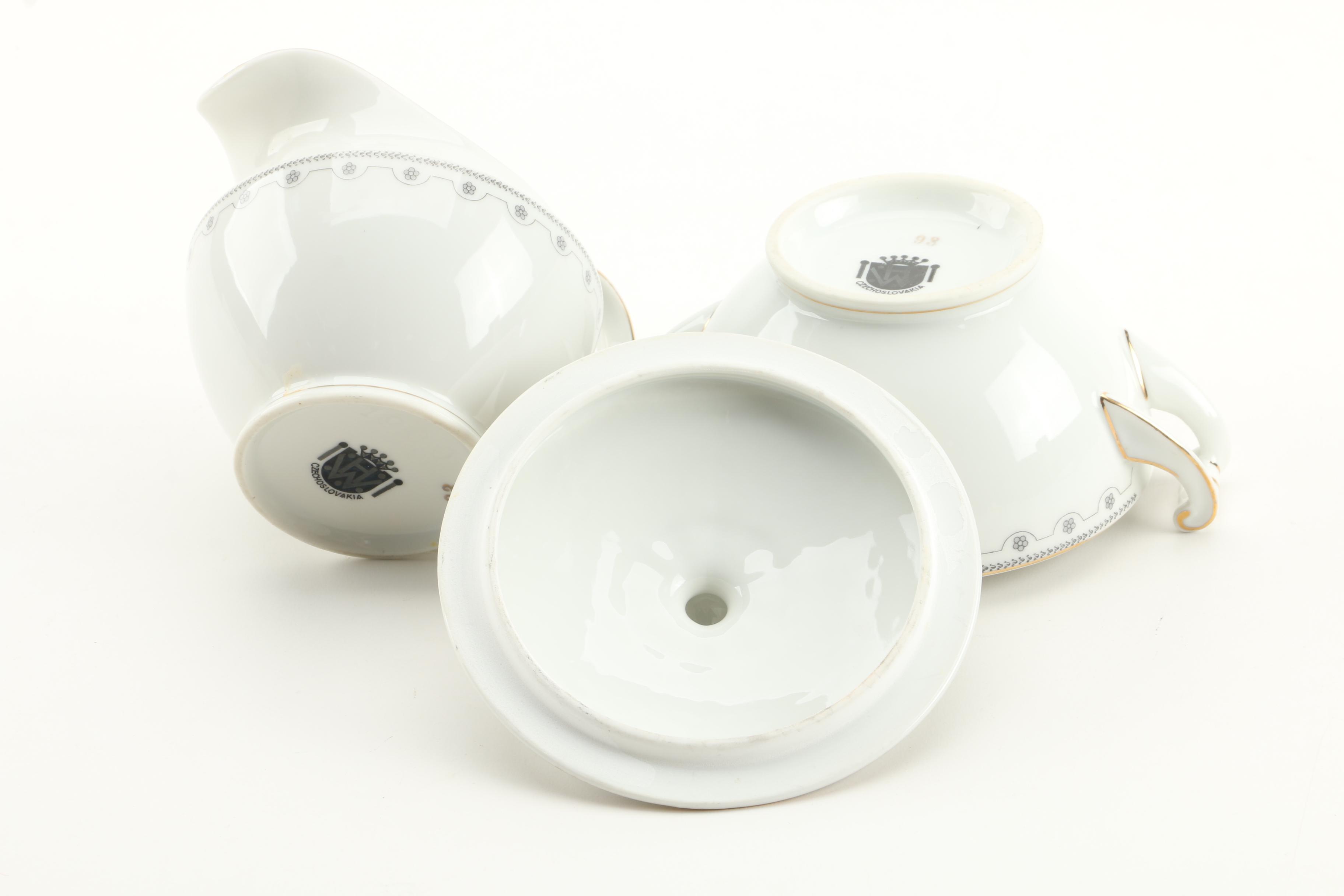 Vintage HW Czechoslovakian Porcelain Dinnerware