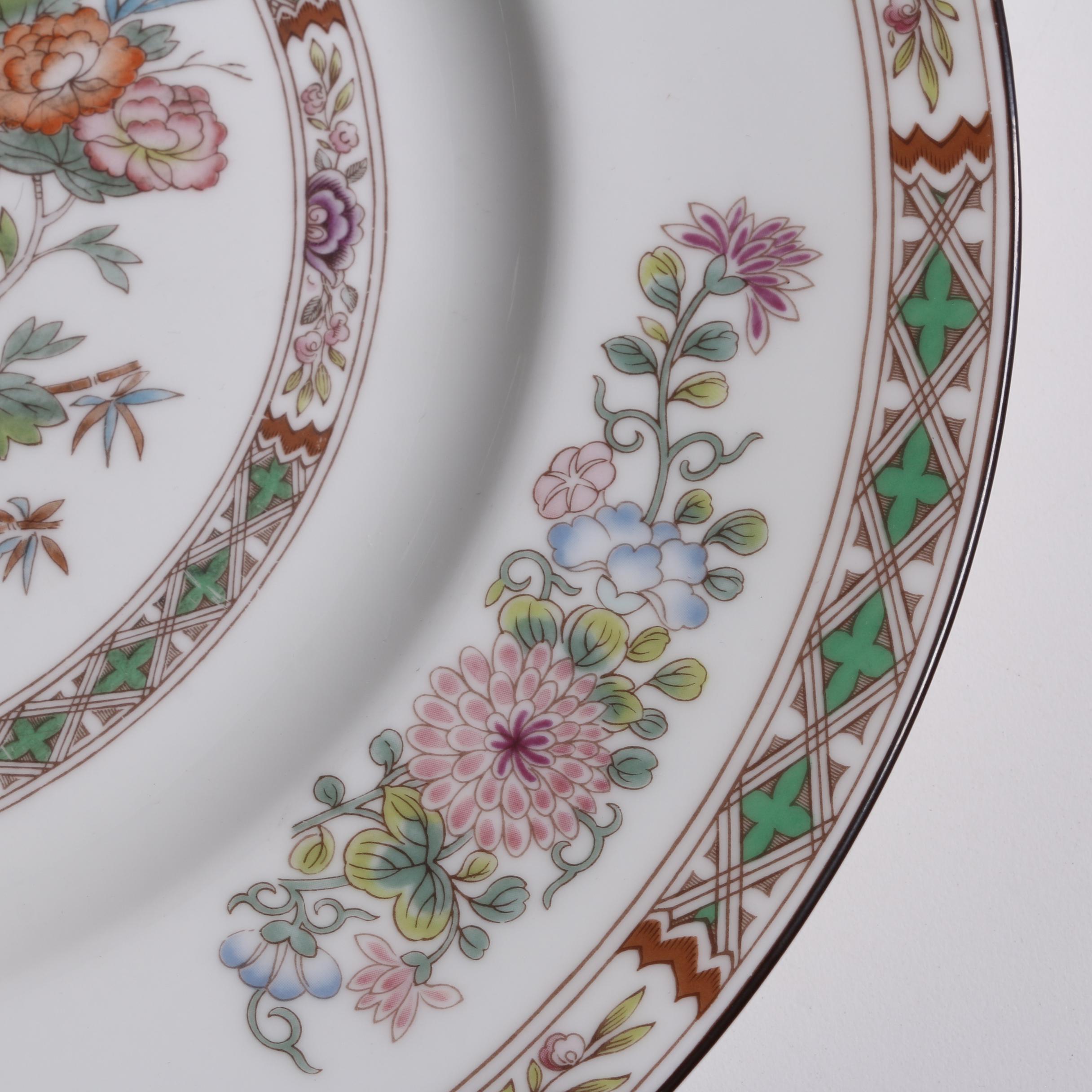 Wedgwood "Kutani Crane" Bone China Dinnerware Circa 1971-98