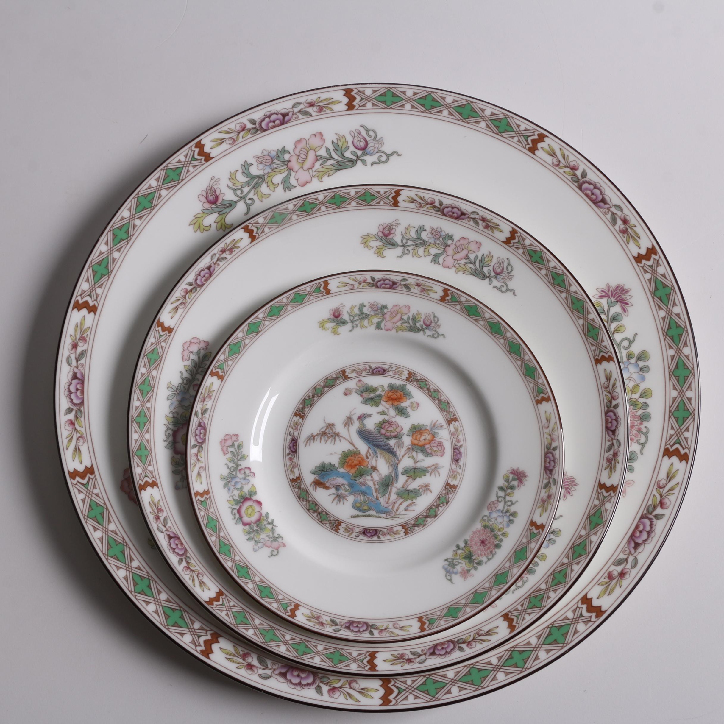Wedgwood "Kutani Crane" Bone China Dinnerware Circa 1971-98