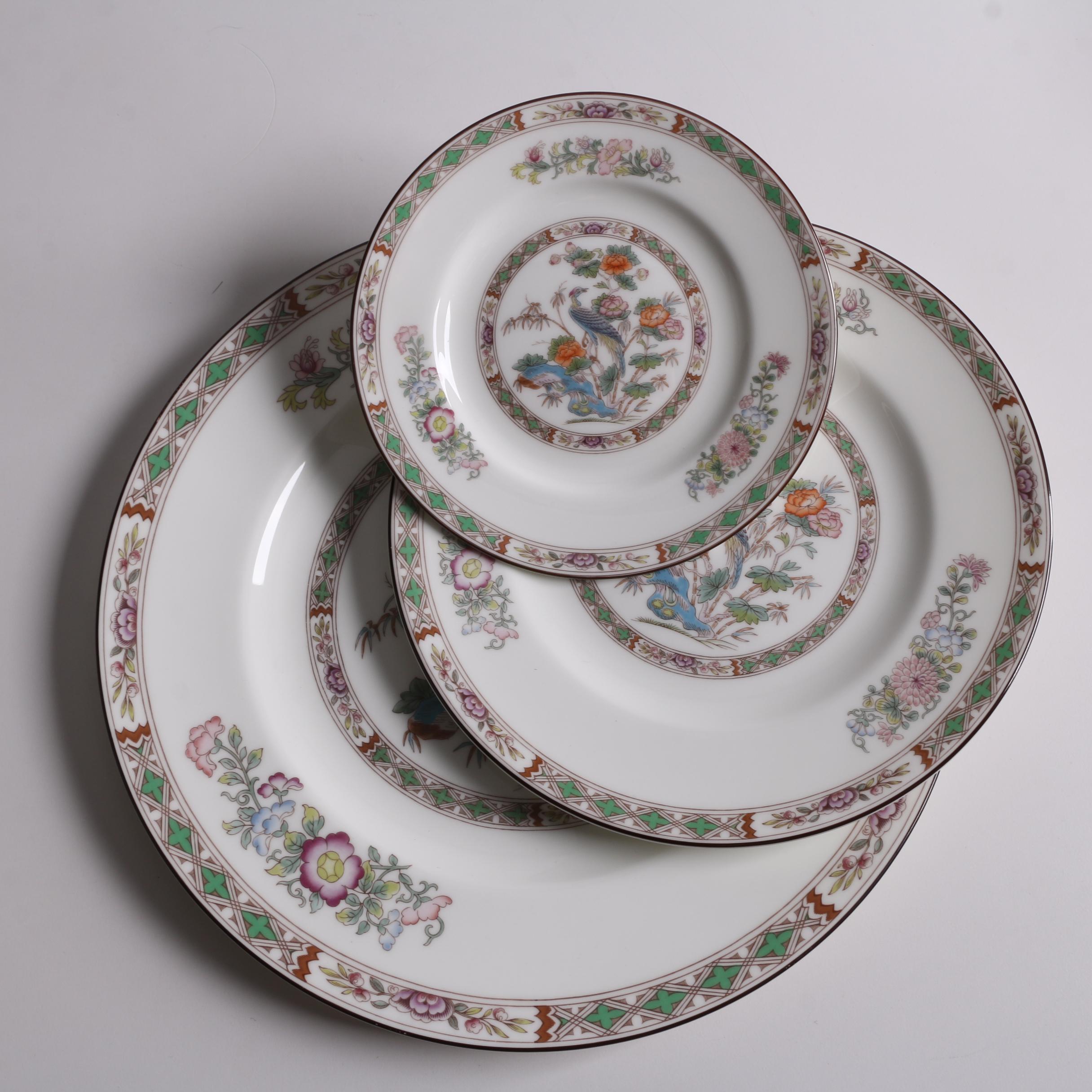 Wedgwood "Kutani Crane" Bone China Dinnerware Circa 1971-98