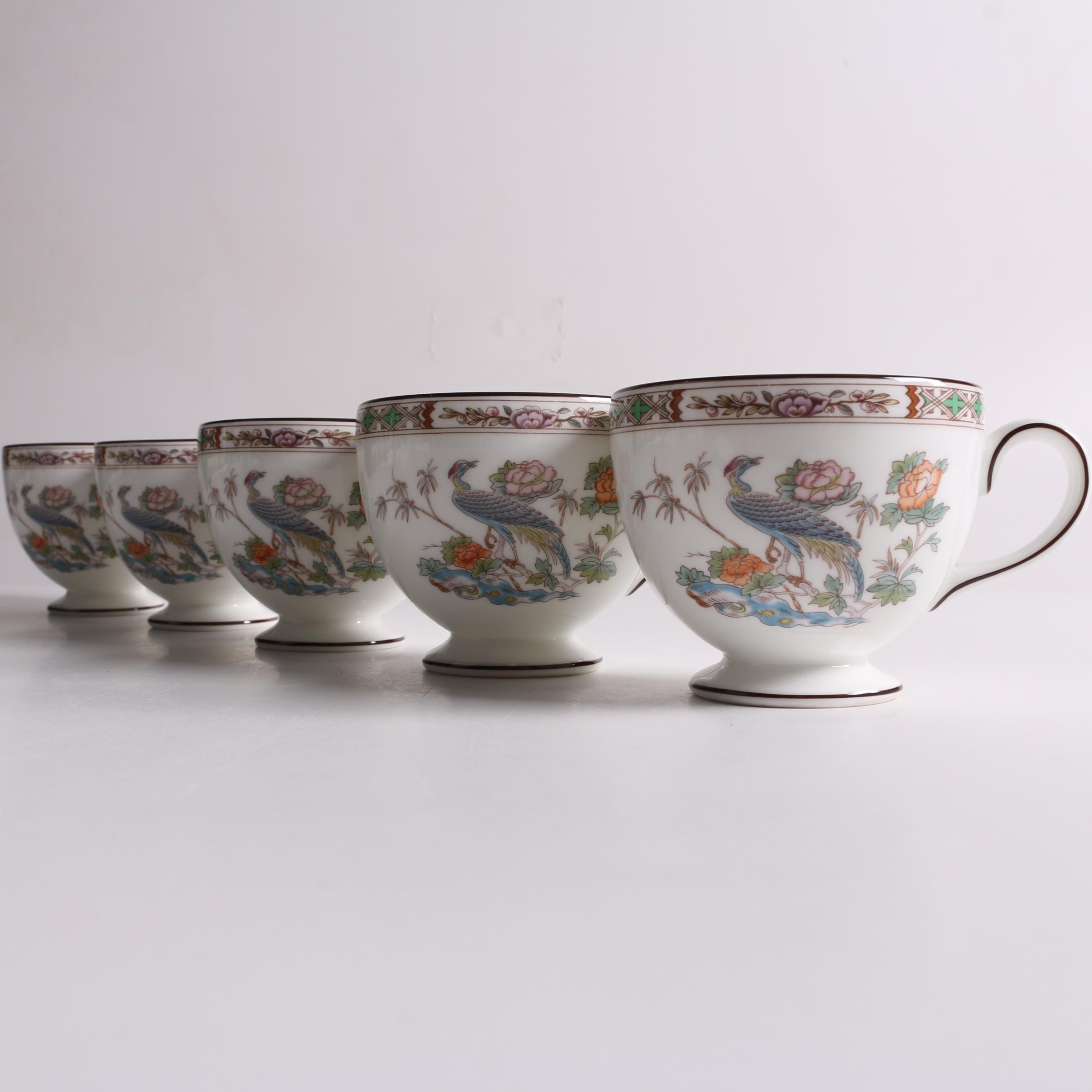 Wedgwood "Kutani Crane" Bone China Dinnerware Circa 1971-98