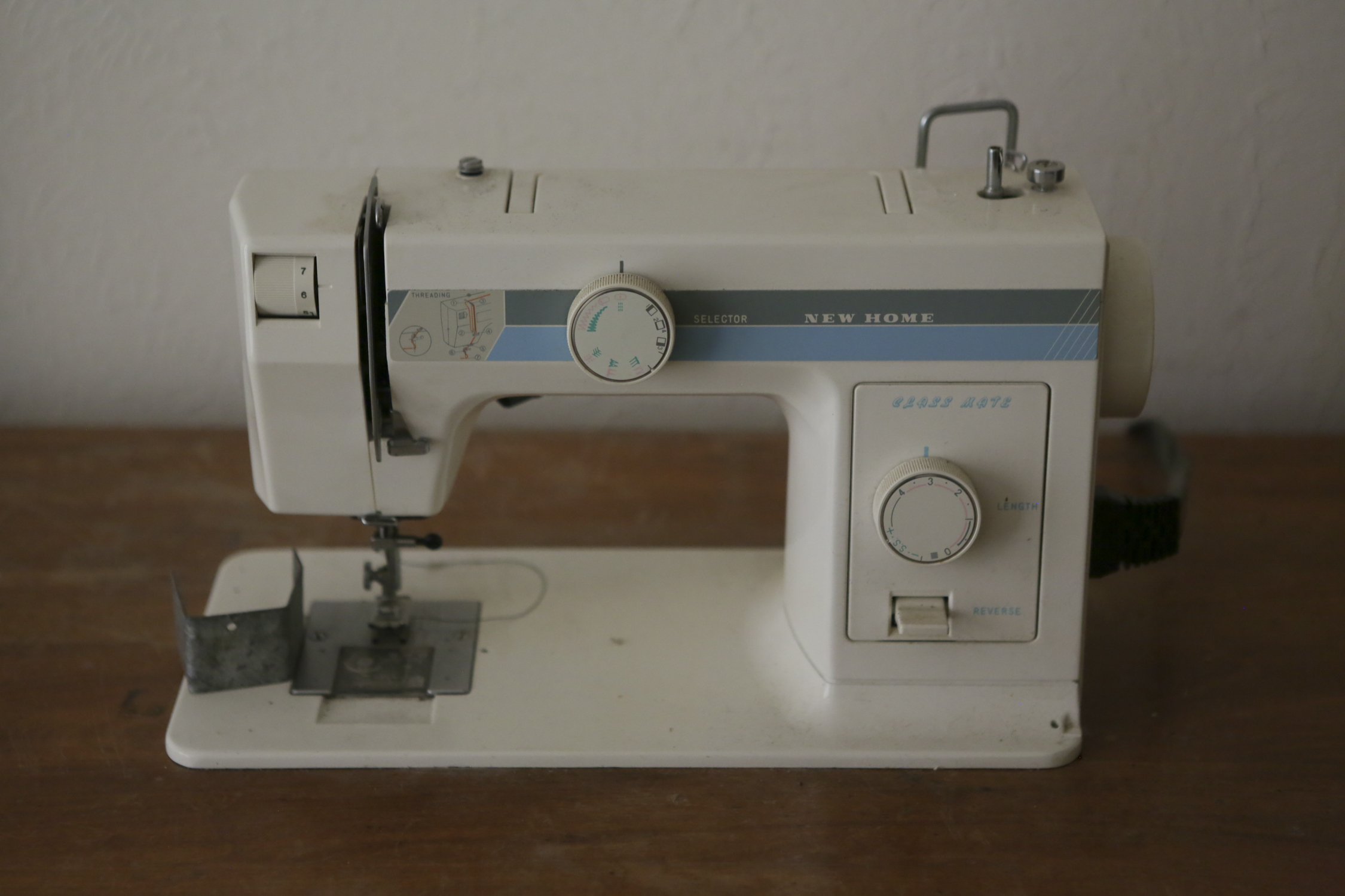 Class Mate New Home Built-in Sewing Machine