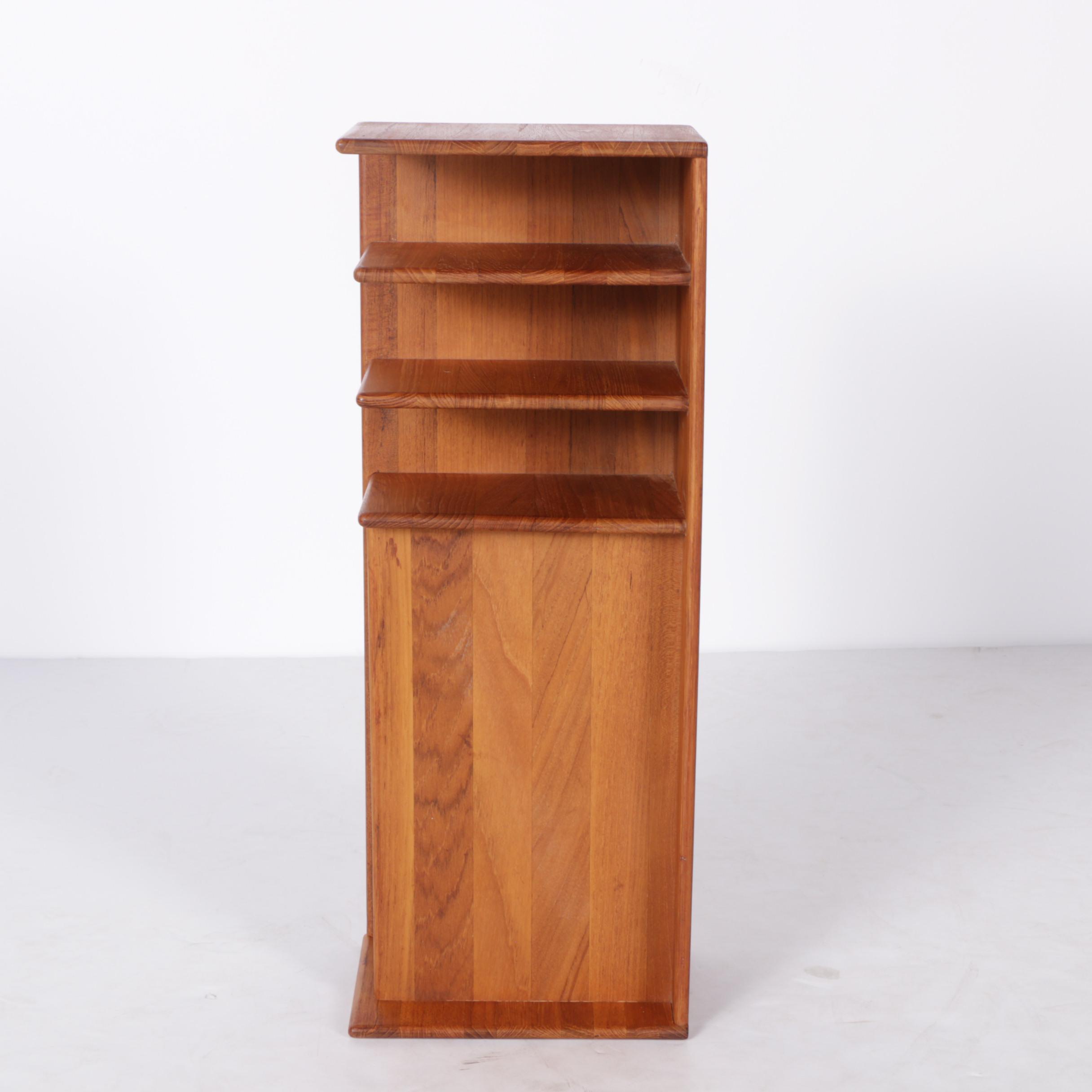 George Petersen Style Desk Organizer