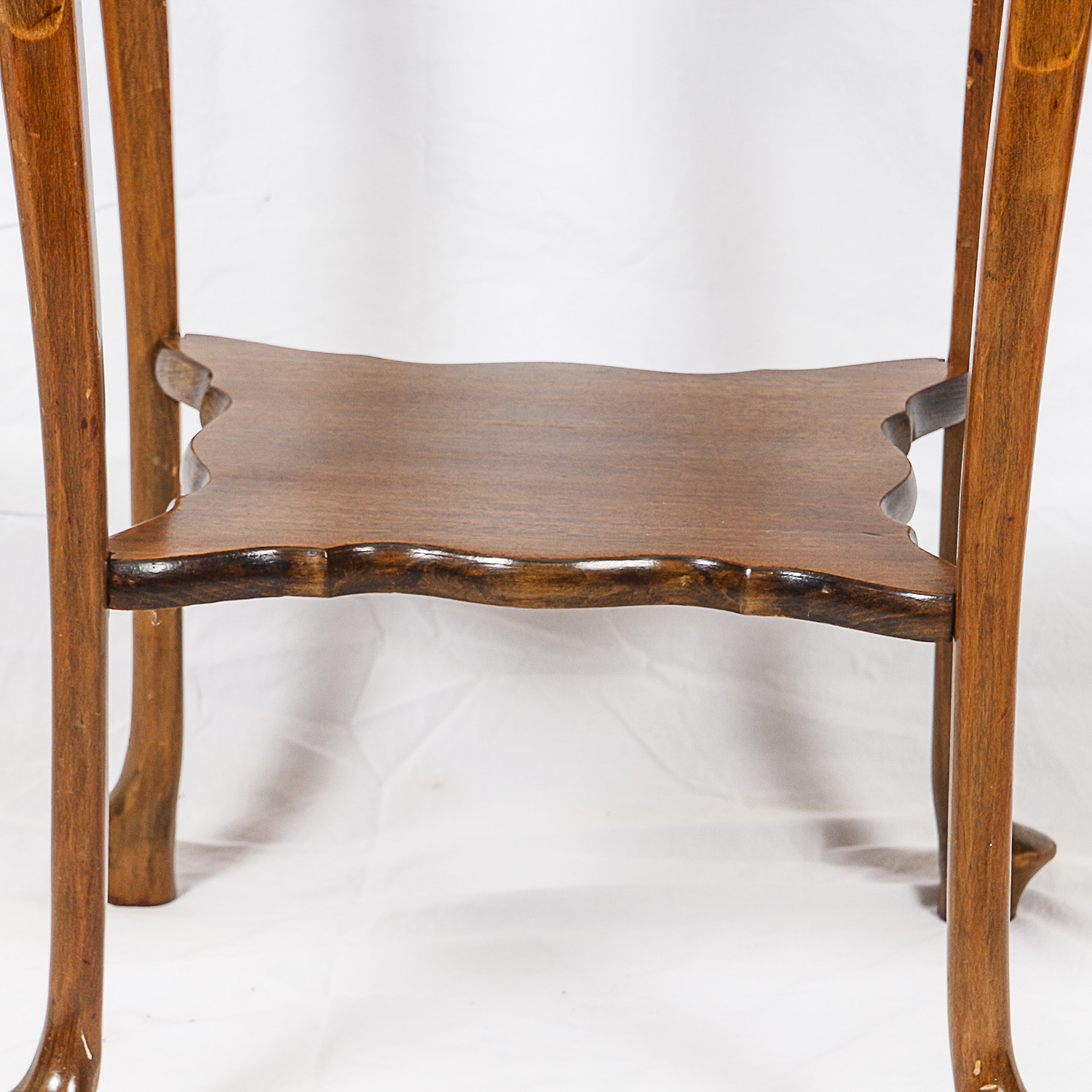 Vintage Queen Anne Style Accent Table