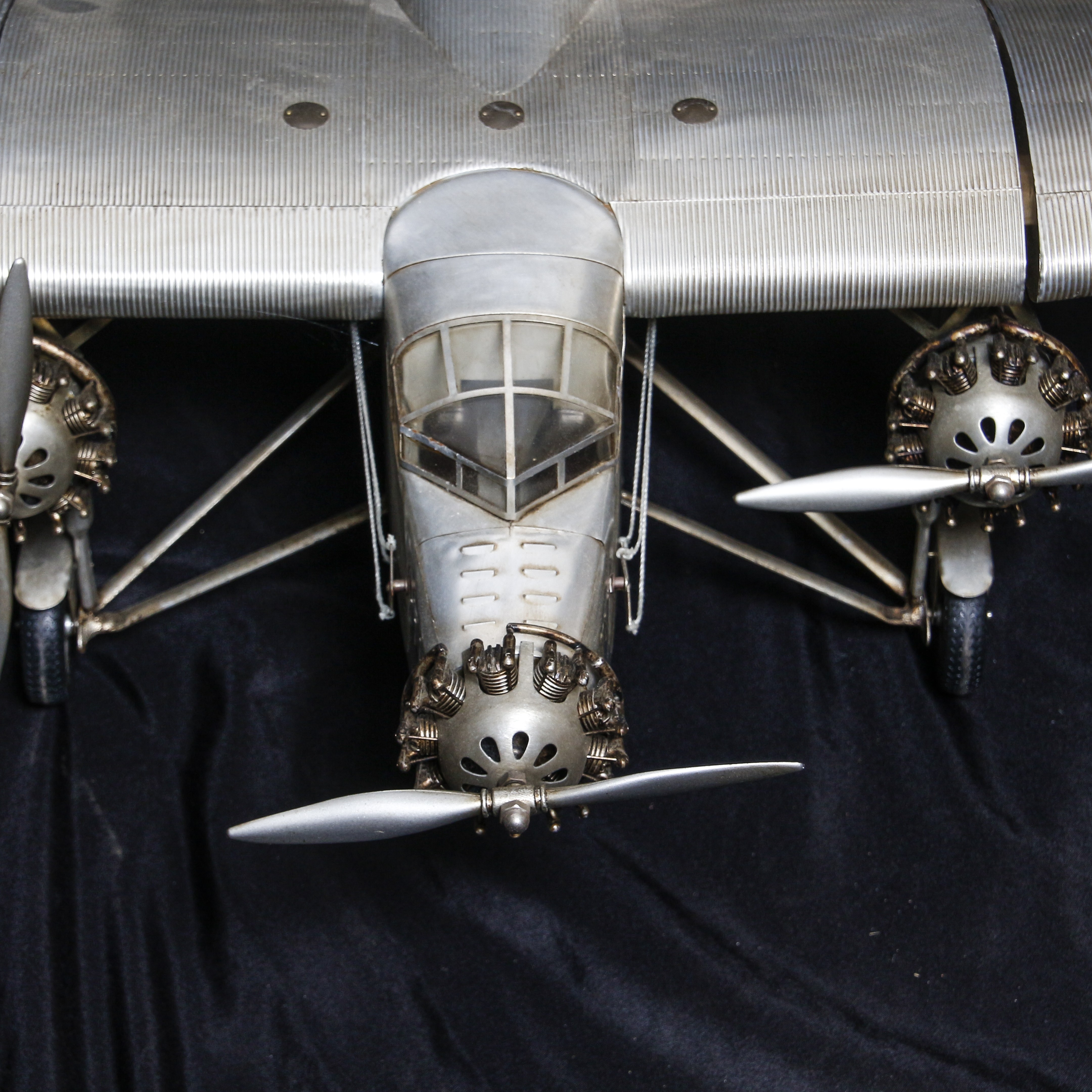 Motorized Spirit of St. Louis Replica