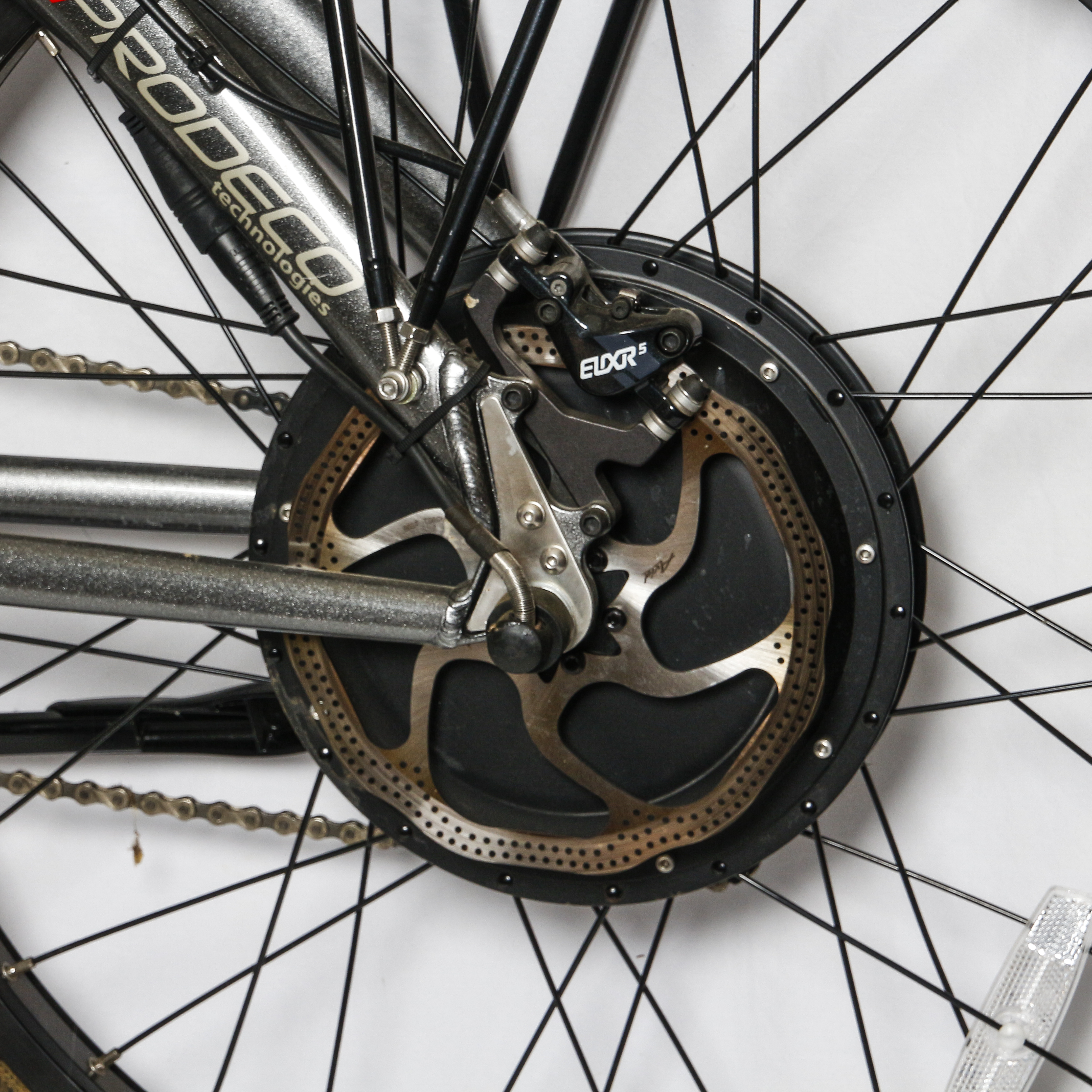 ProdecoTech Outlaw EX 36V Electric Bicycle with Bern Helmet