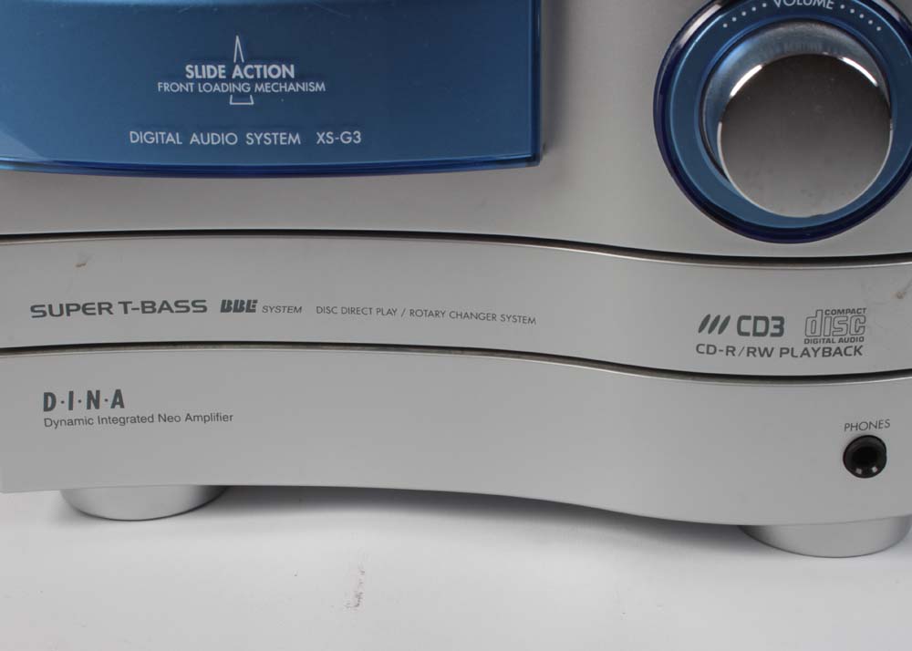 Aiwa Stereo Receiver with CD and Speakers