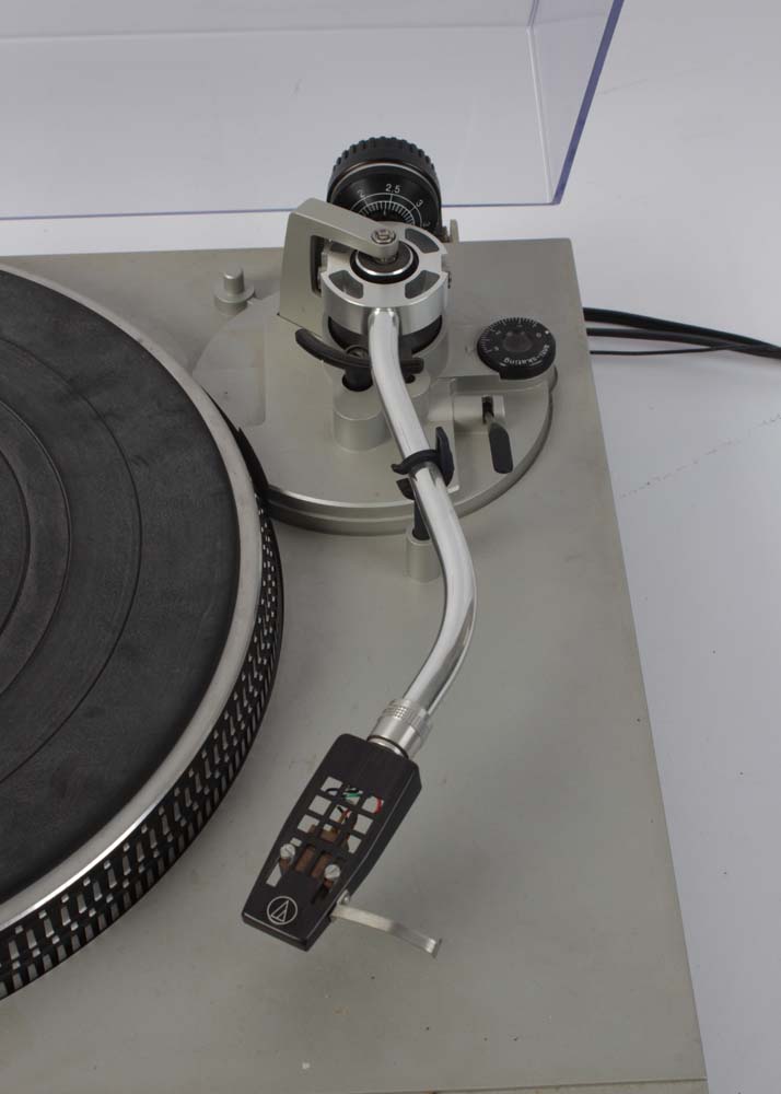 Technics SL-D2 Turntable