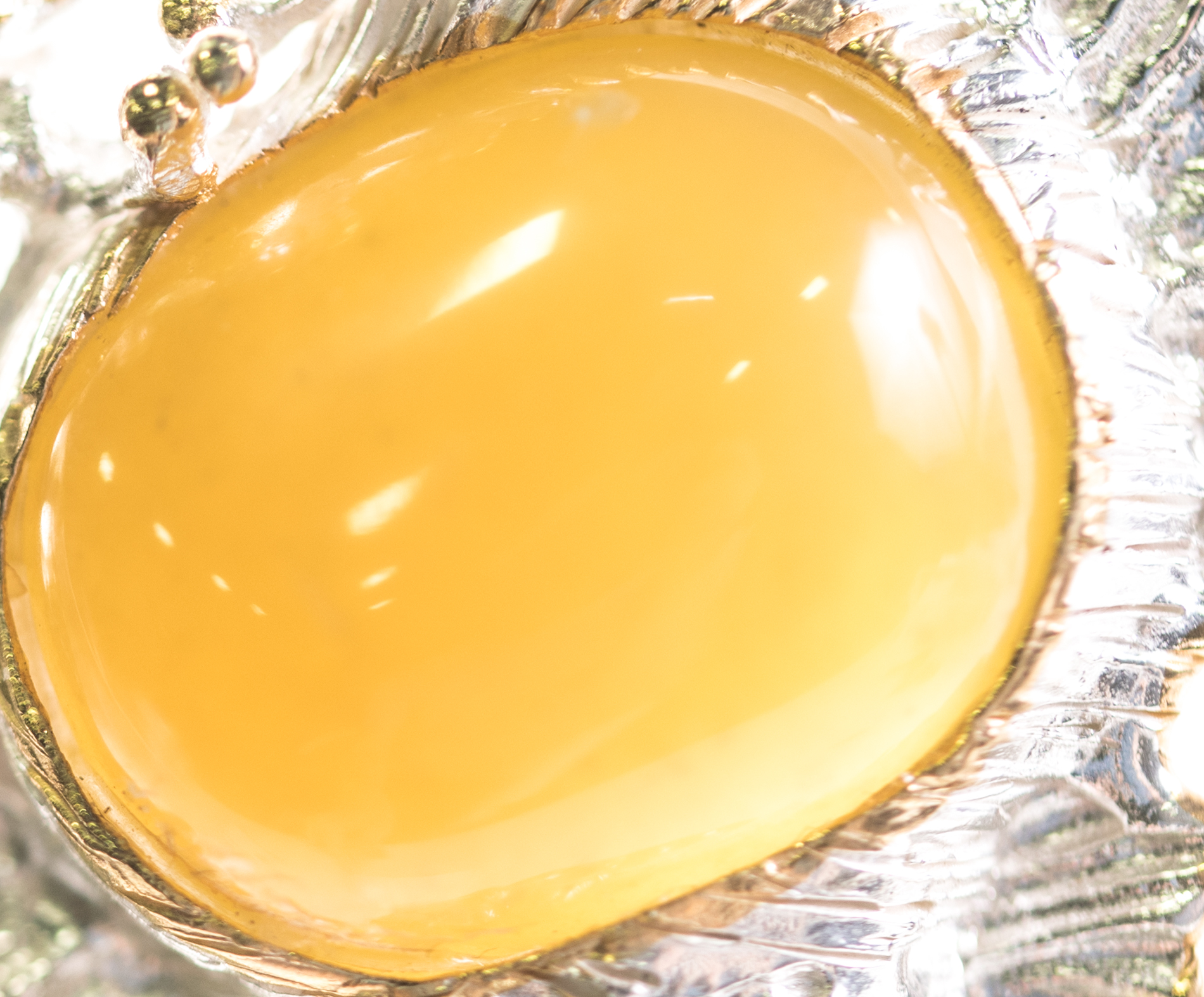 Sterling Silver, 11.90 CT Moss Opal, and Sapphire Shell Brooch