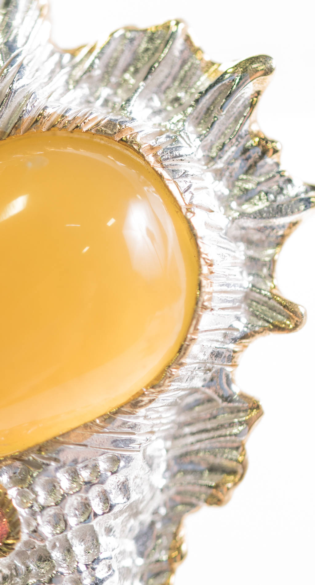 Sterling Silver, 11.90 CT Moss Opal, and Sapphire Shell Brooch