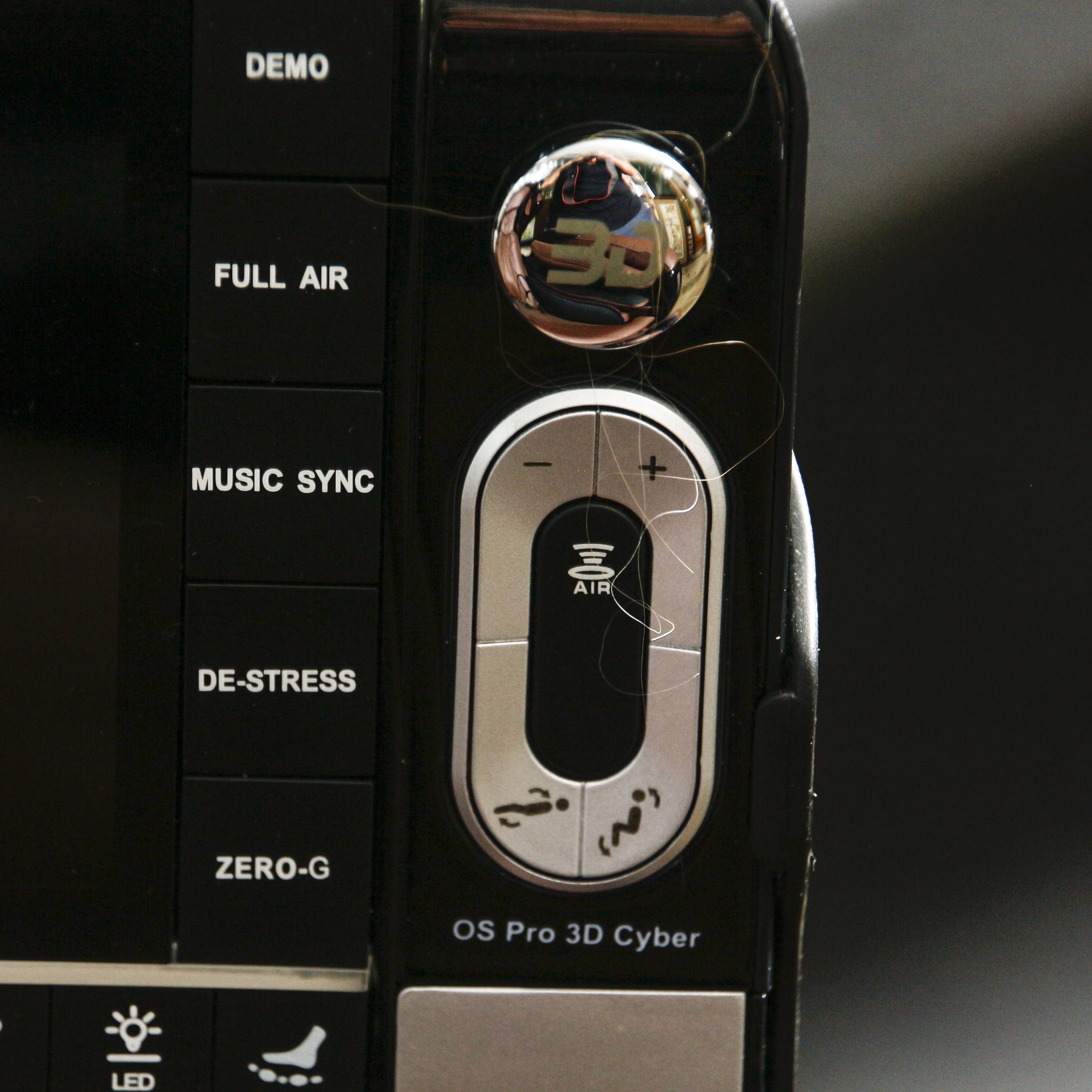 Osaki OS-Pro 3D Cyber Zero Gravity Massage Chair