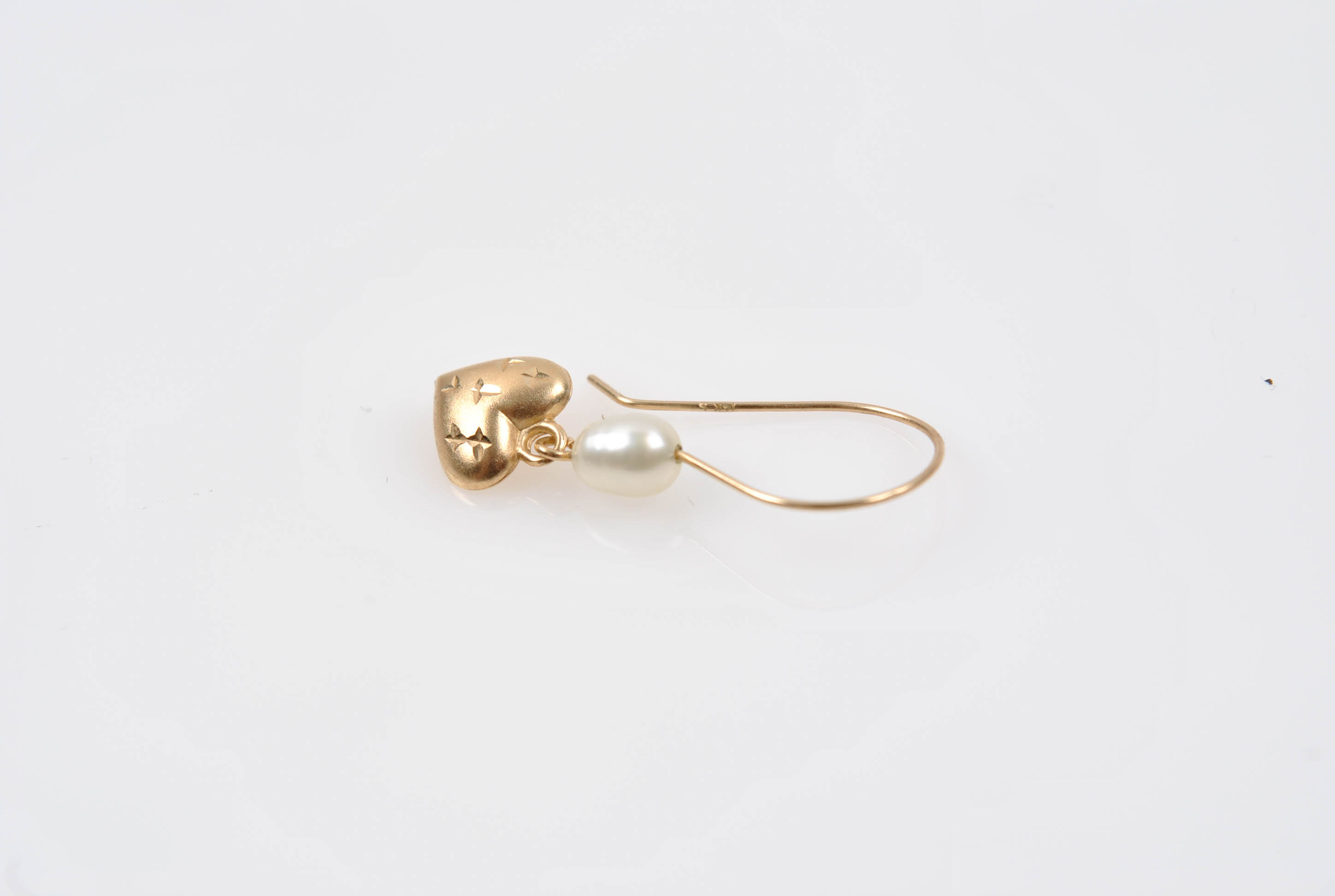 14K Yellow Gold Freshwater Pearl Earrings