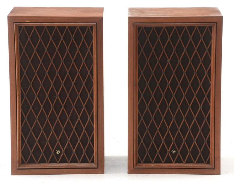 Pair of Pioneer Floor Speakers