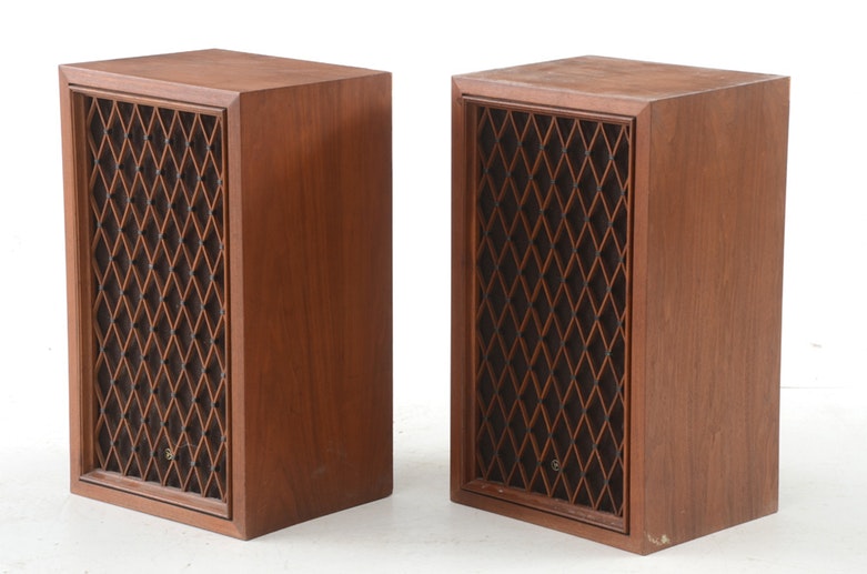 Pair of Pioneer Floor Speakers