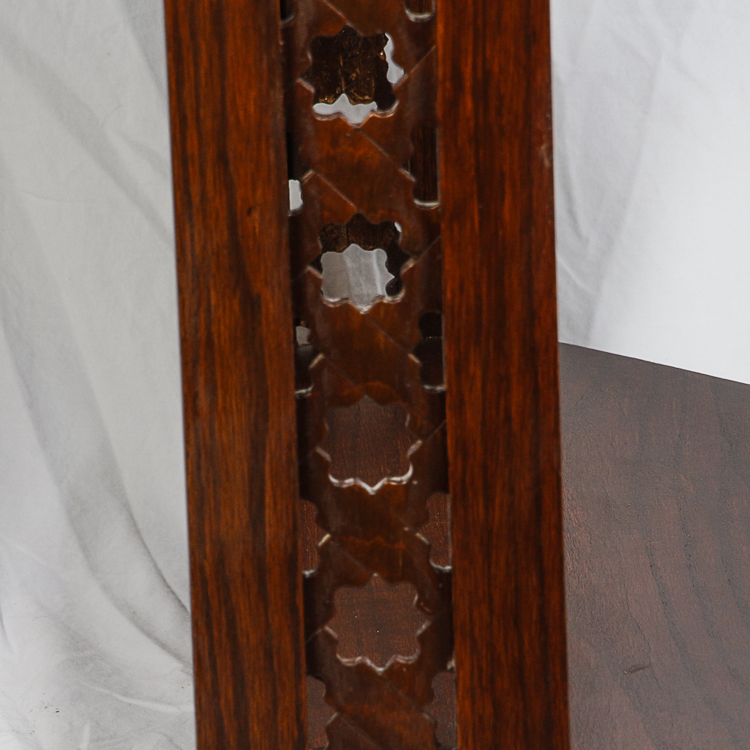 Dark Stained Oak Accent Table