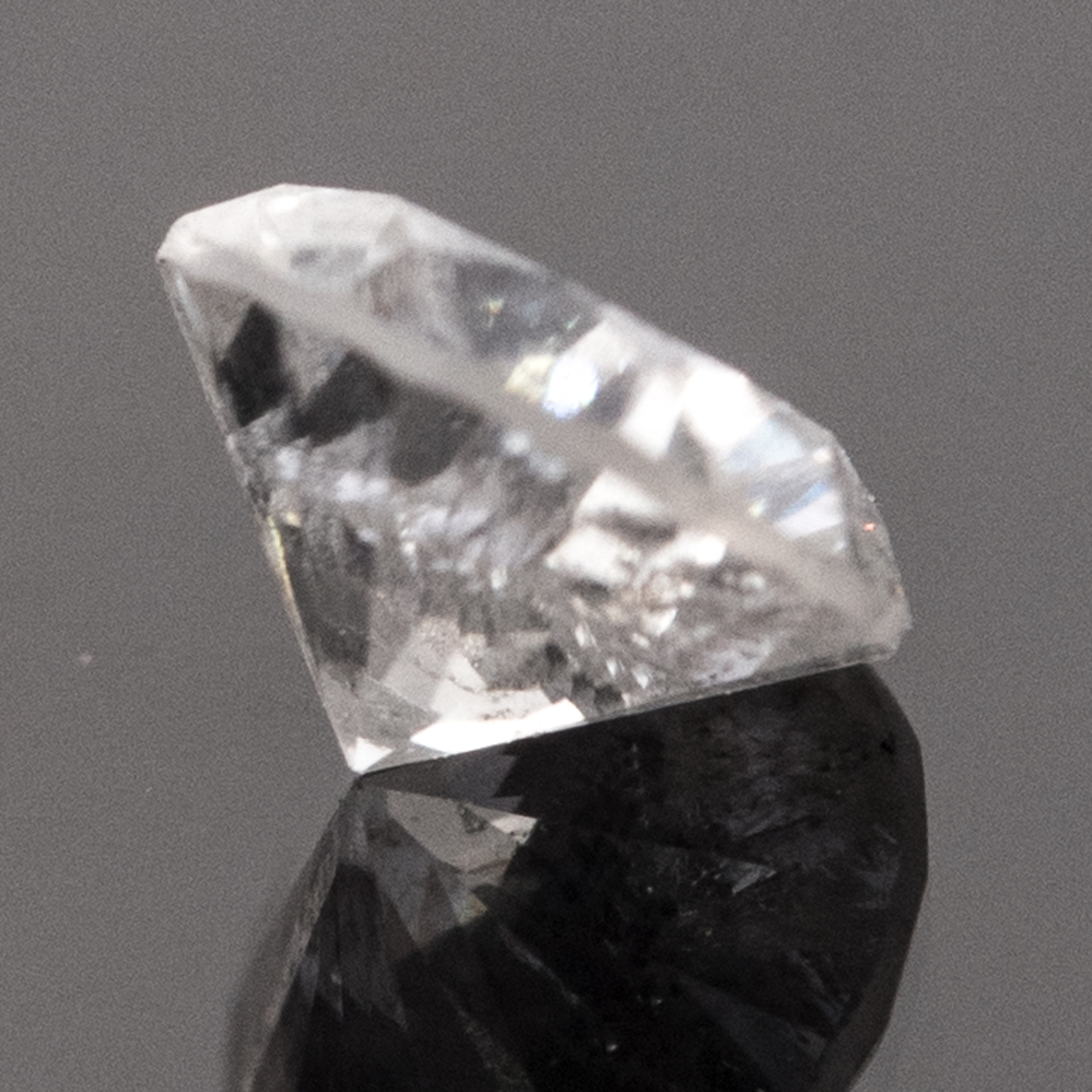 Loose Round Diamond