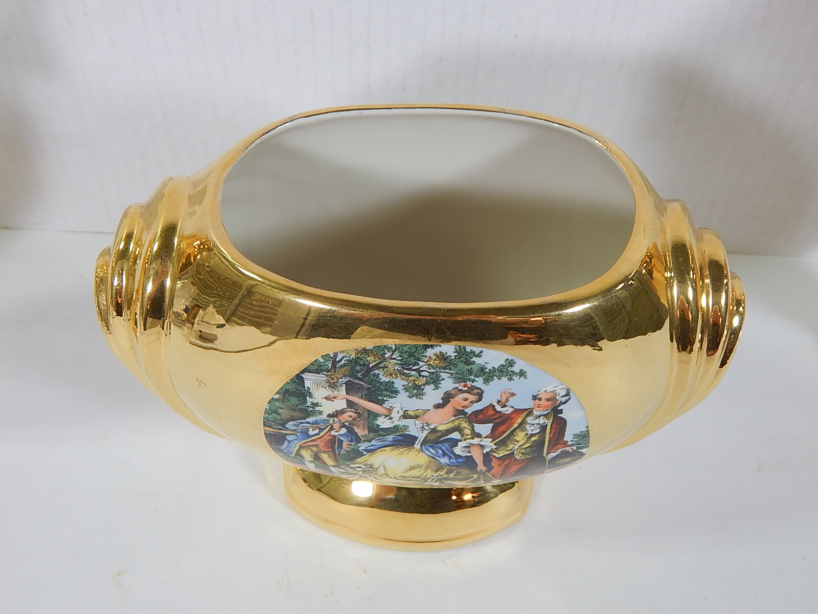 Vintage 3-Piece Warranted 22K Gold Footed Bowl and Lidded Urns