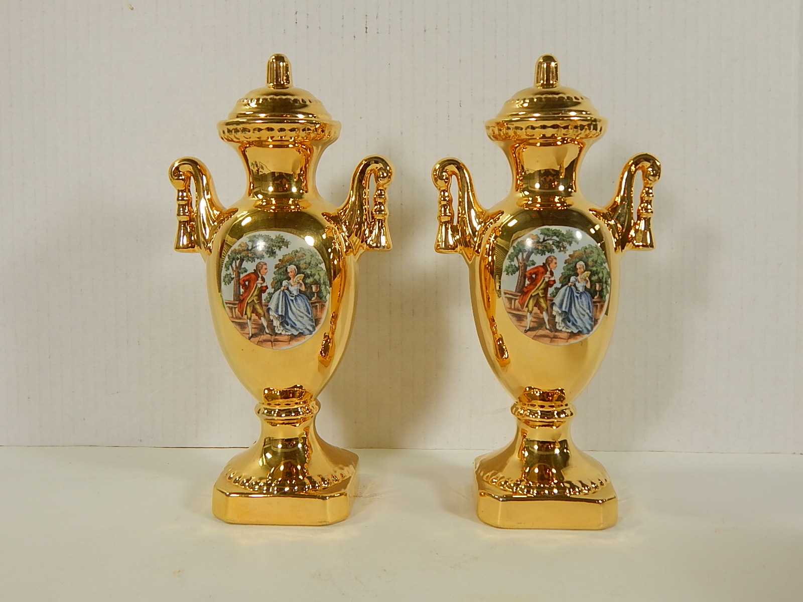 Vintage 3-Piece Warranted 22K Gold Footed Bowl and Lidded Urns