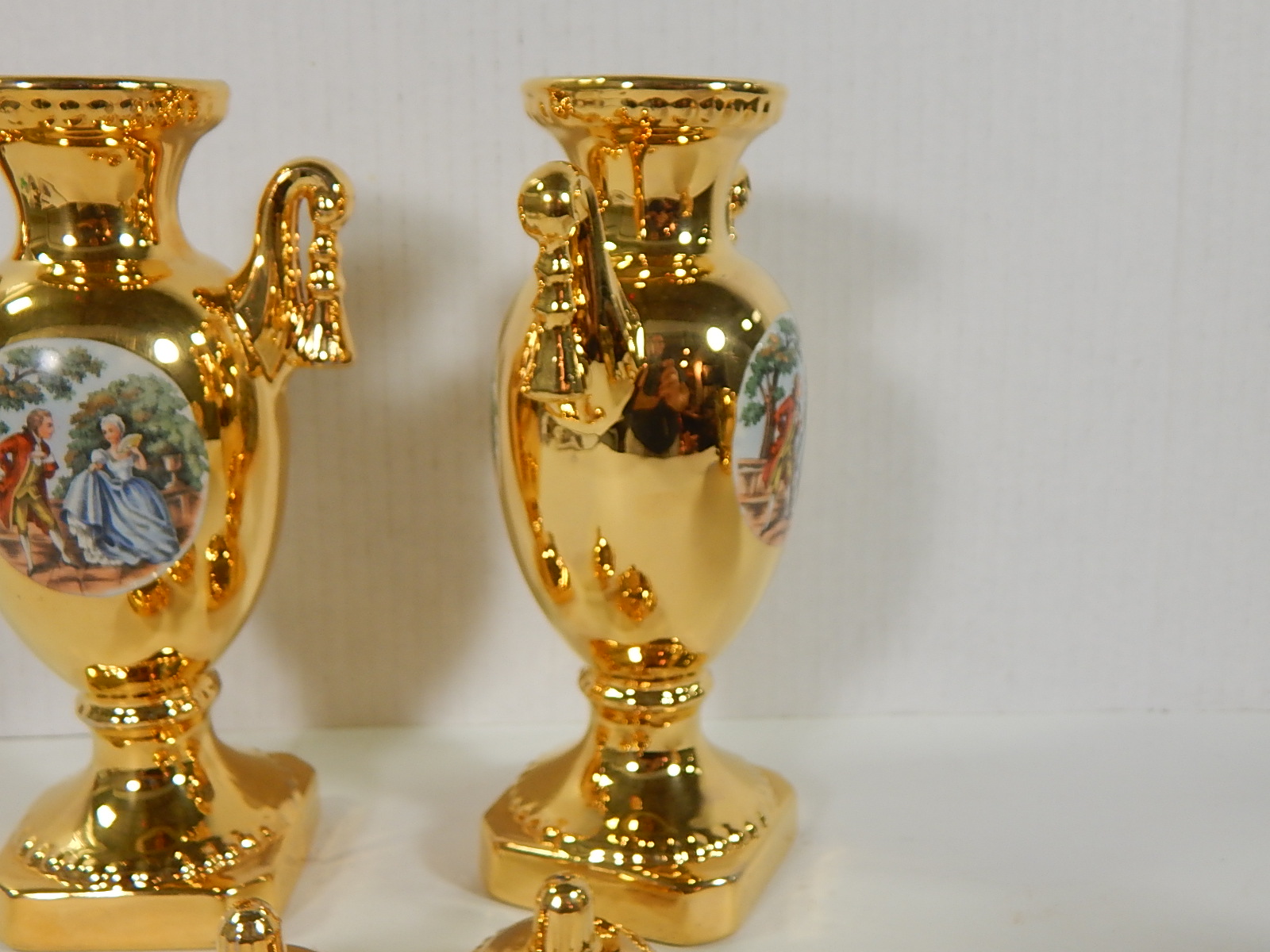 Vintage 3-Piece Warranted 22K Gold Footed Bowl and Lidded Urns